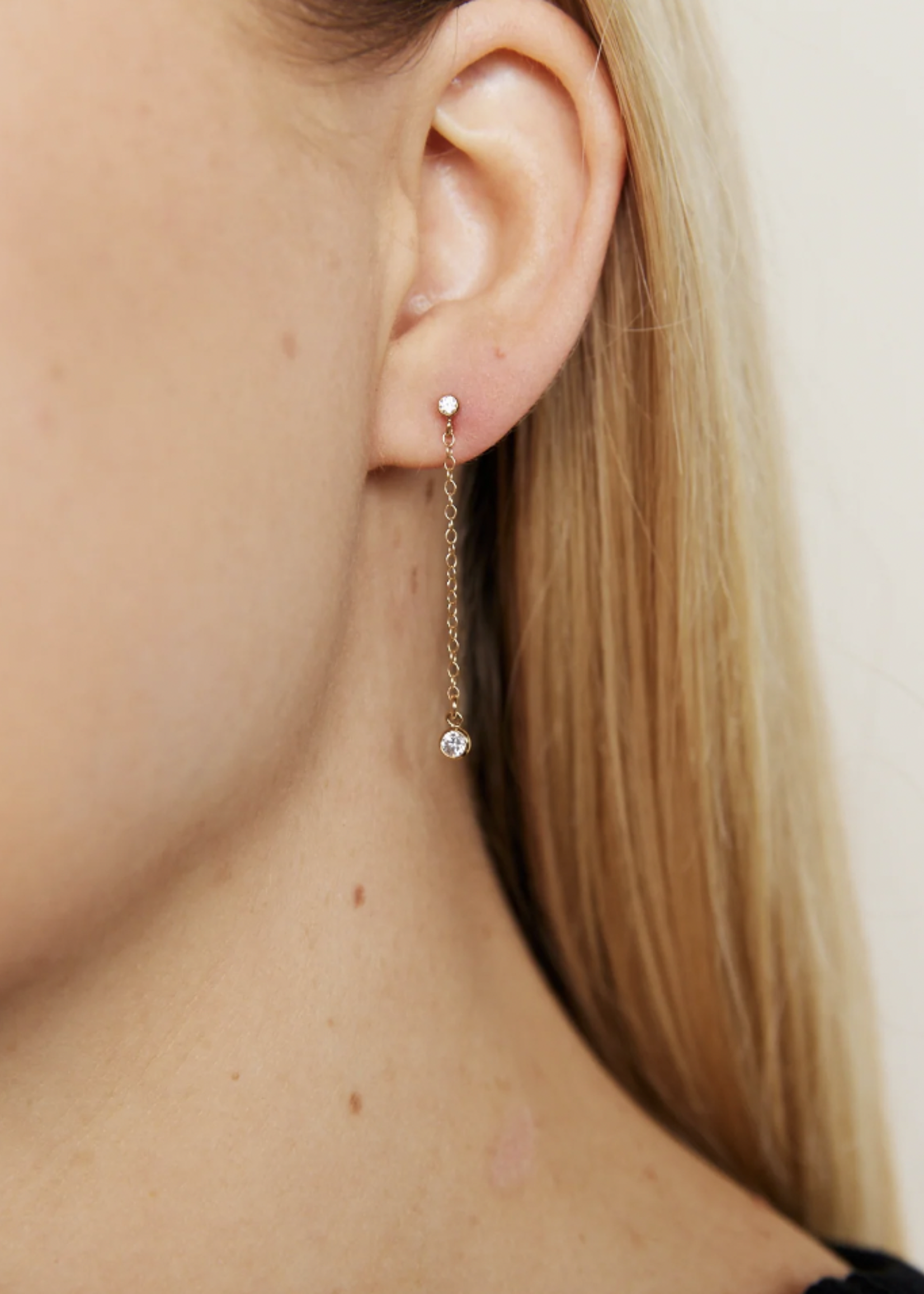 Elitaire Boutique Stella Drop Earrings