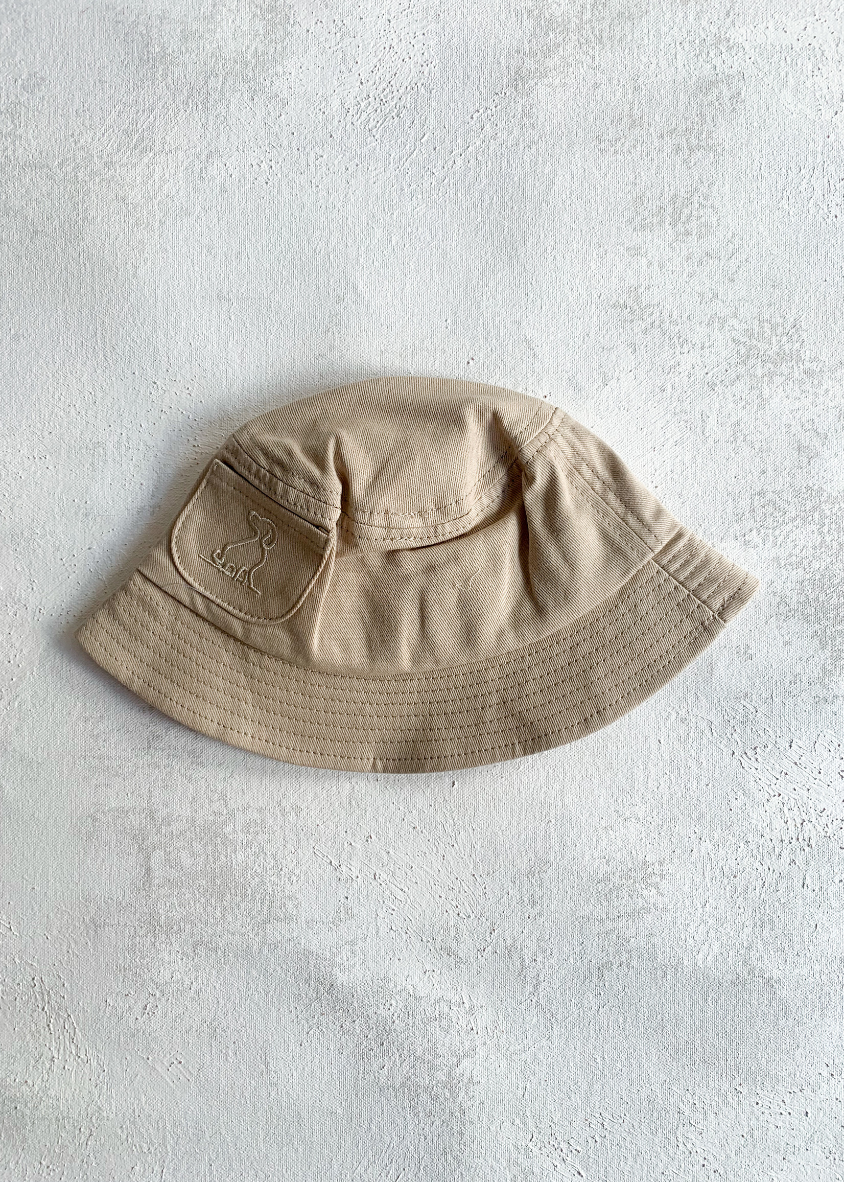 Elitaire Petite The Bucket Hat in Stone