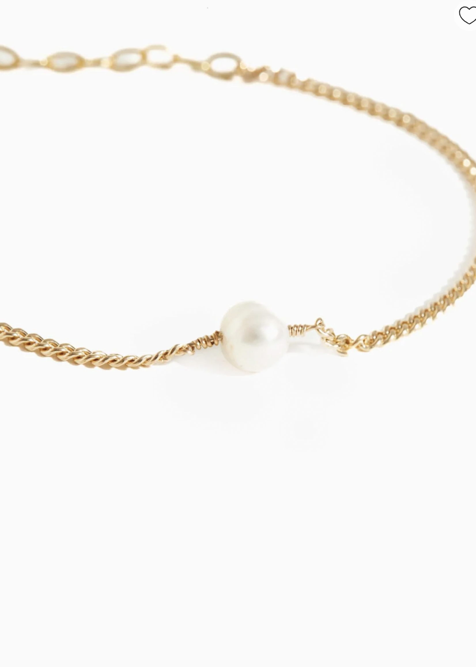 Elitaire Boutique Pearl Curb Chain Bracelet