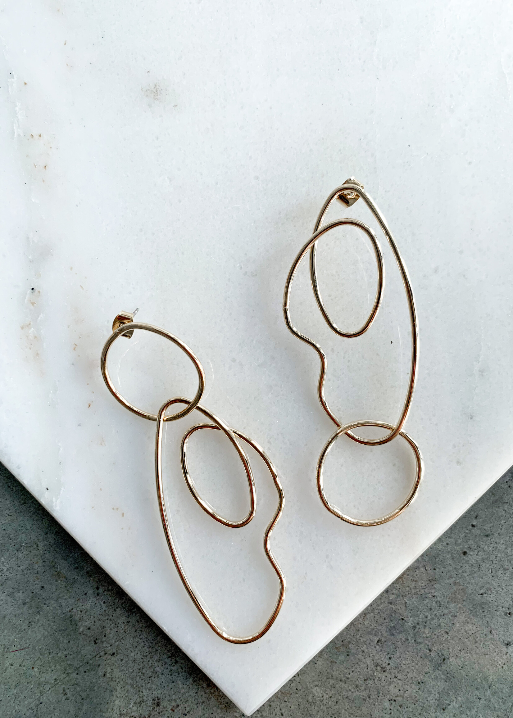 Elitaire Boutique Abstract Wire Earrings