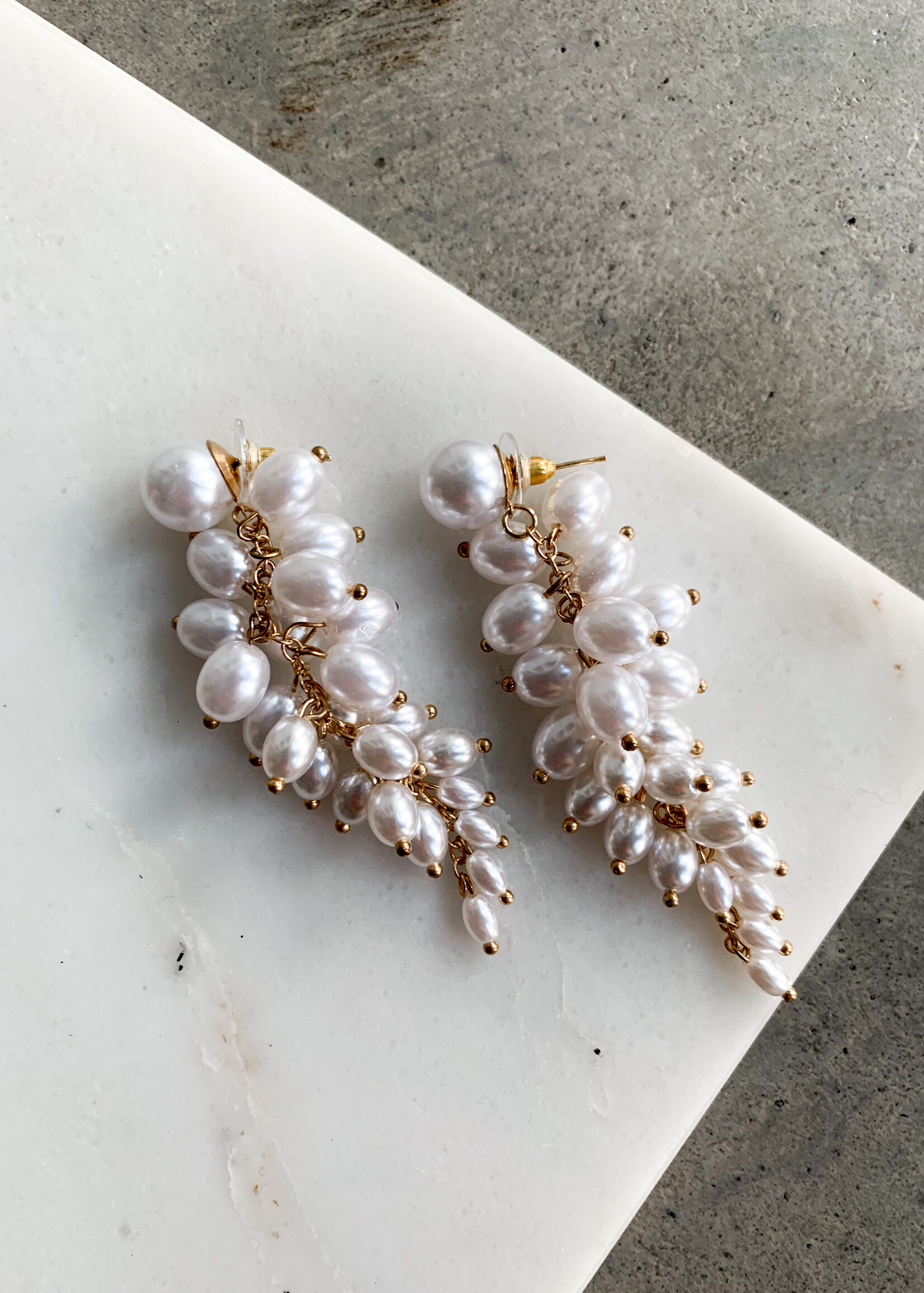 Elitaire Boutique Pearl Chandelier Earrings
