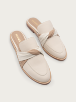 Elitaire Boutique Caoba Mule in Off White