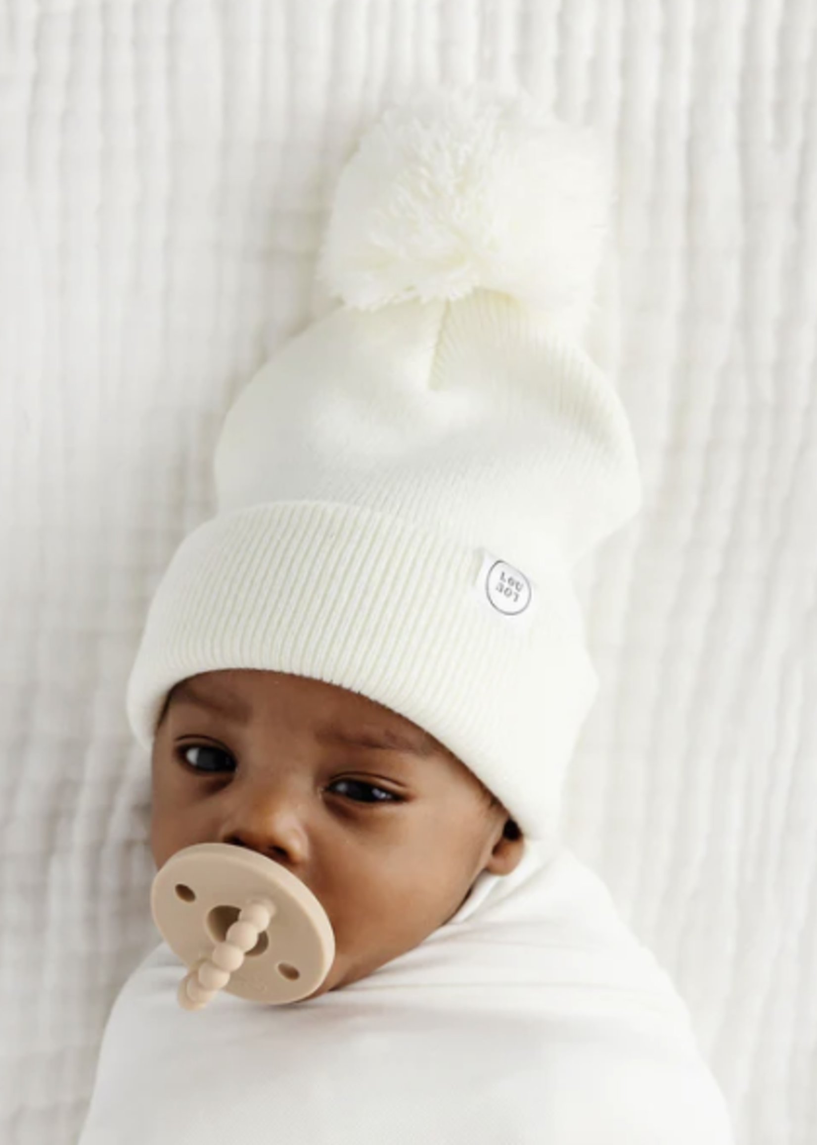 Elitaire Petite Beanie with Pom - Ivory