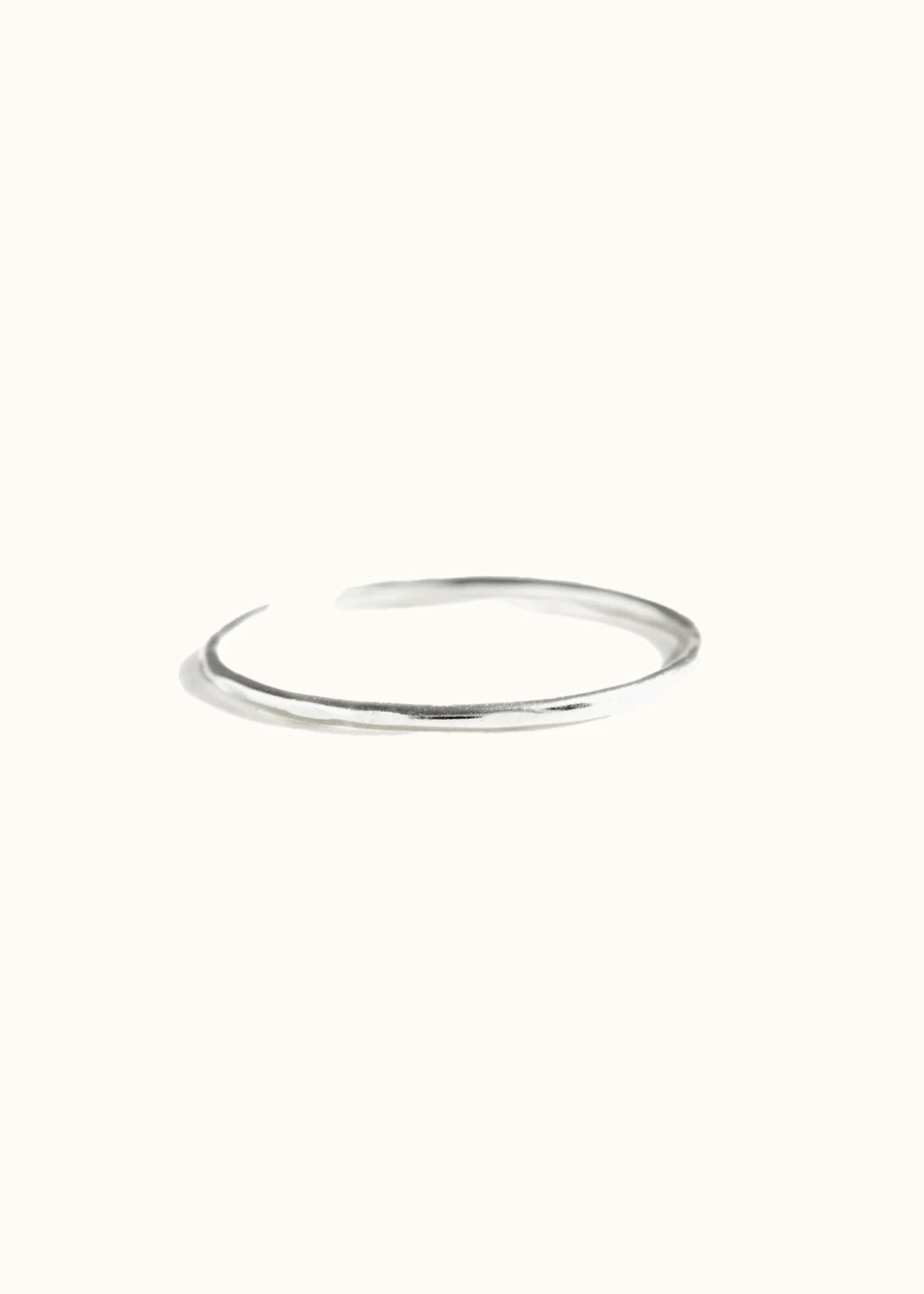 Elitaire Boutique Hammered Stacking Thin Ring