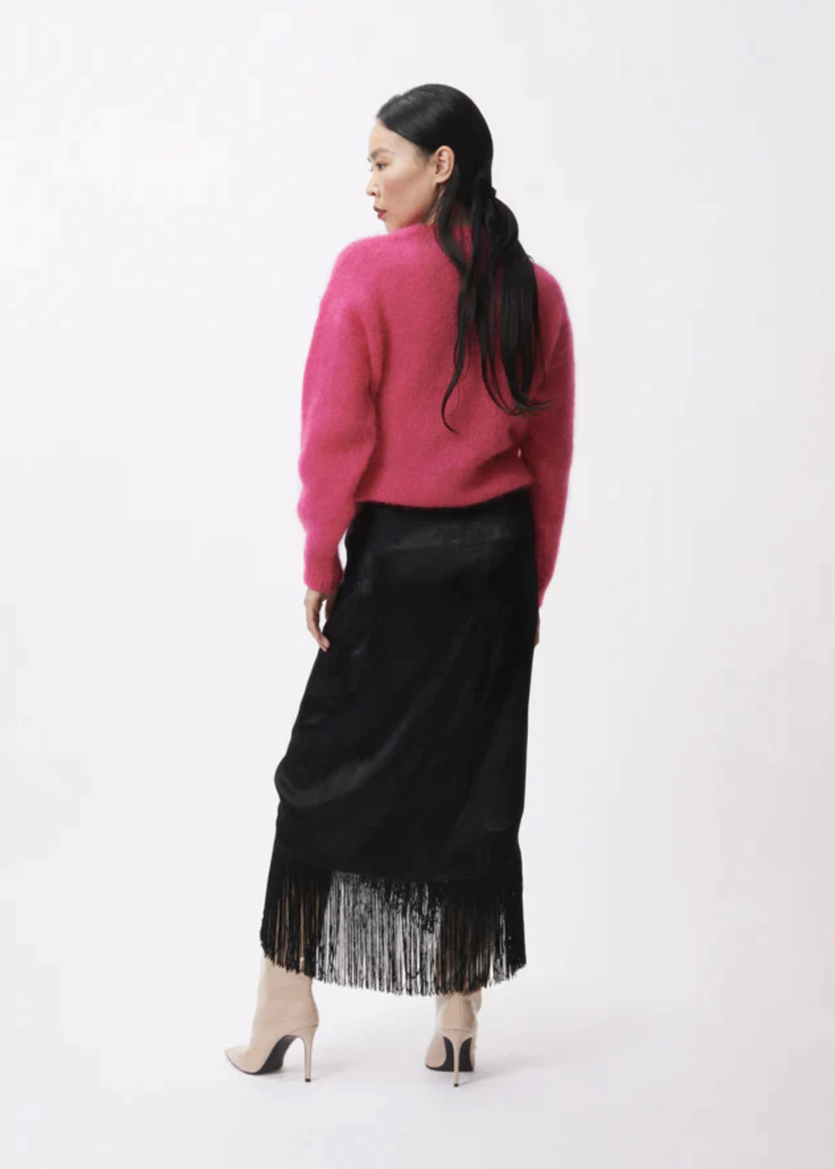 Elitaire Boutique Cecylia Woven Skirt in Black