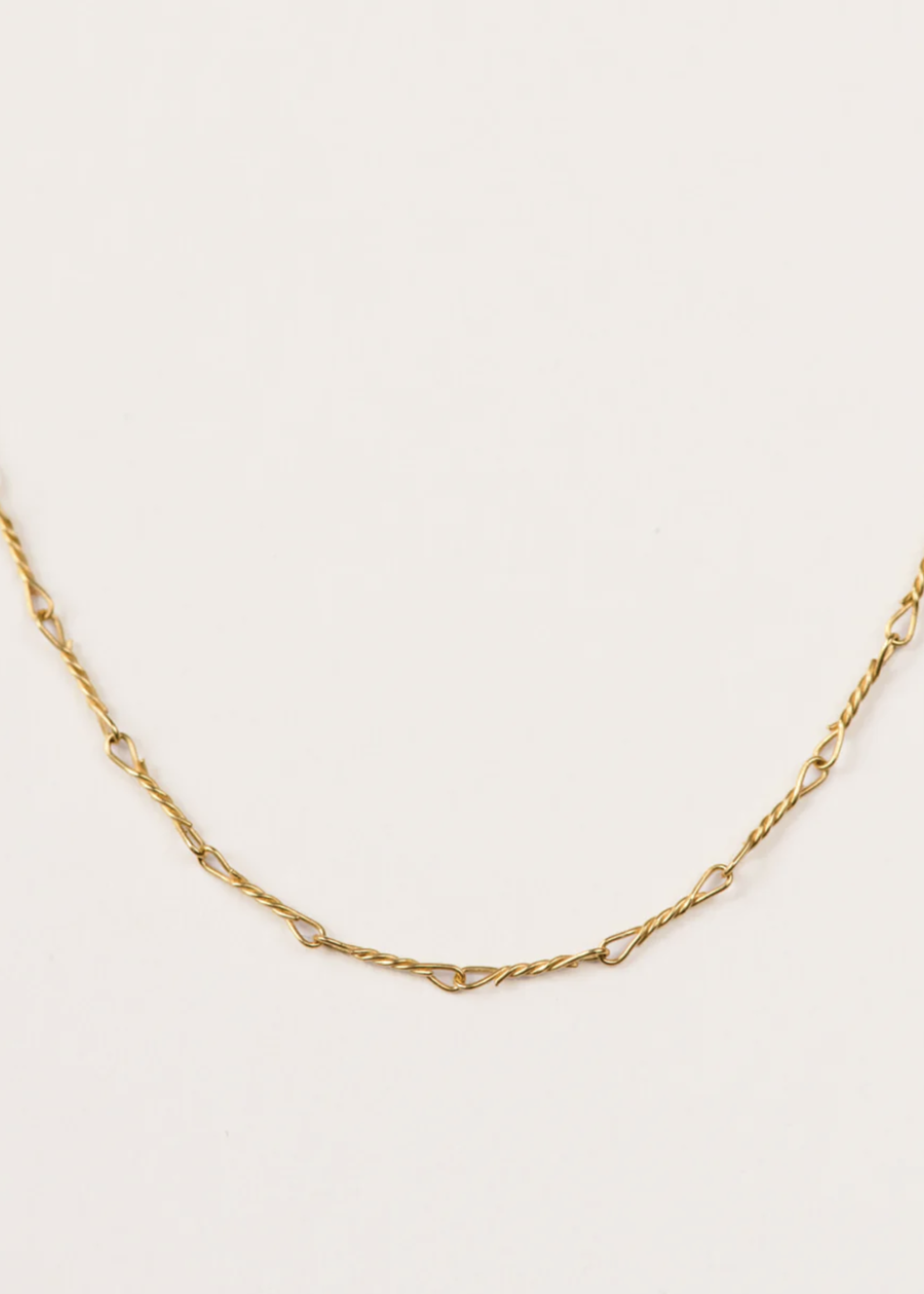 Elitaire Boutique Twist Chain Necklace - Vermeil