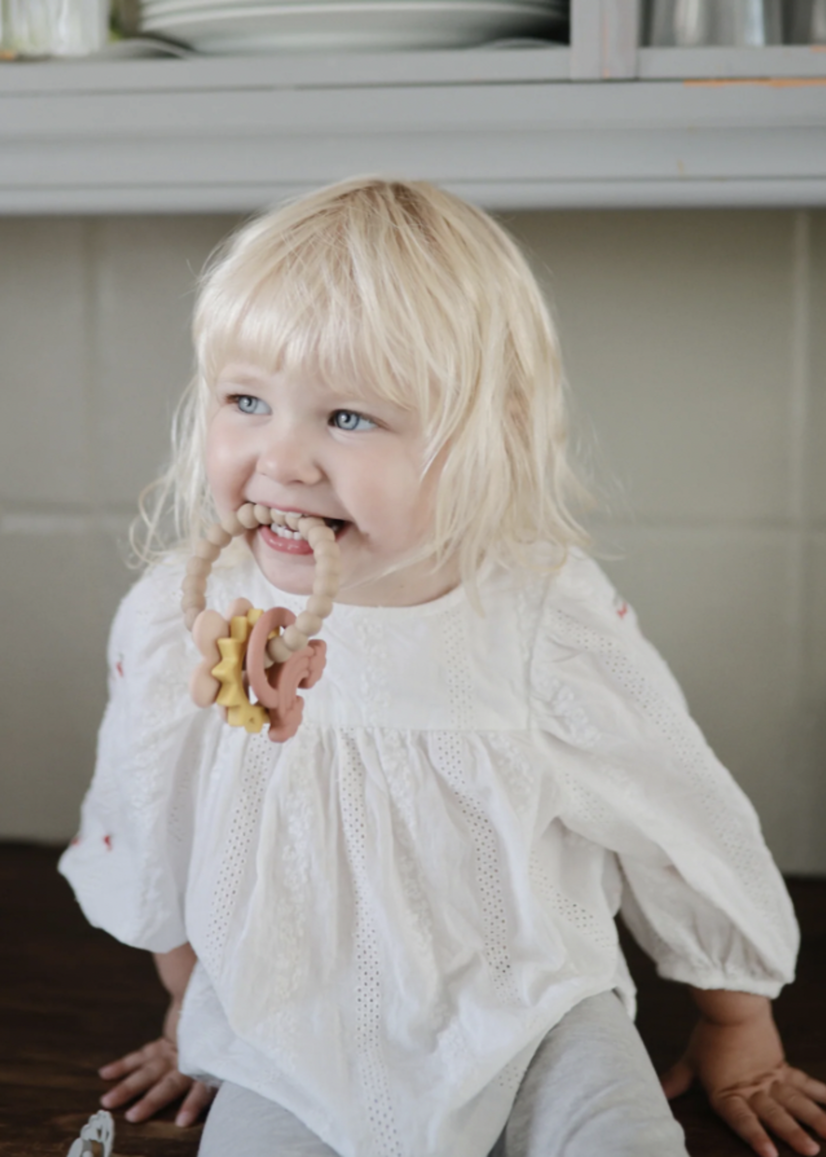 Elitaire Petite Nature Teething Ring