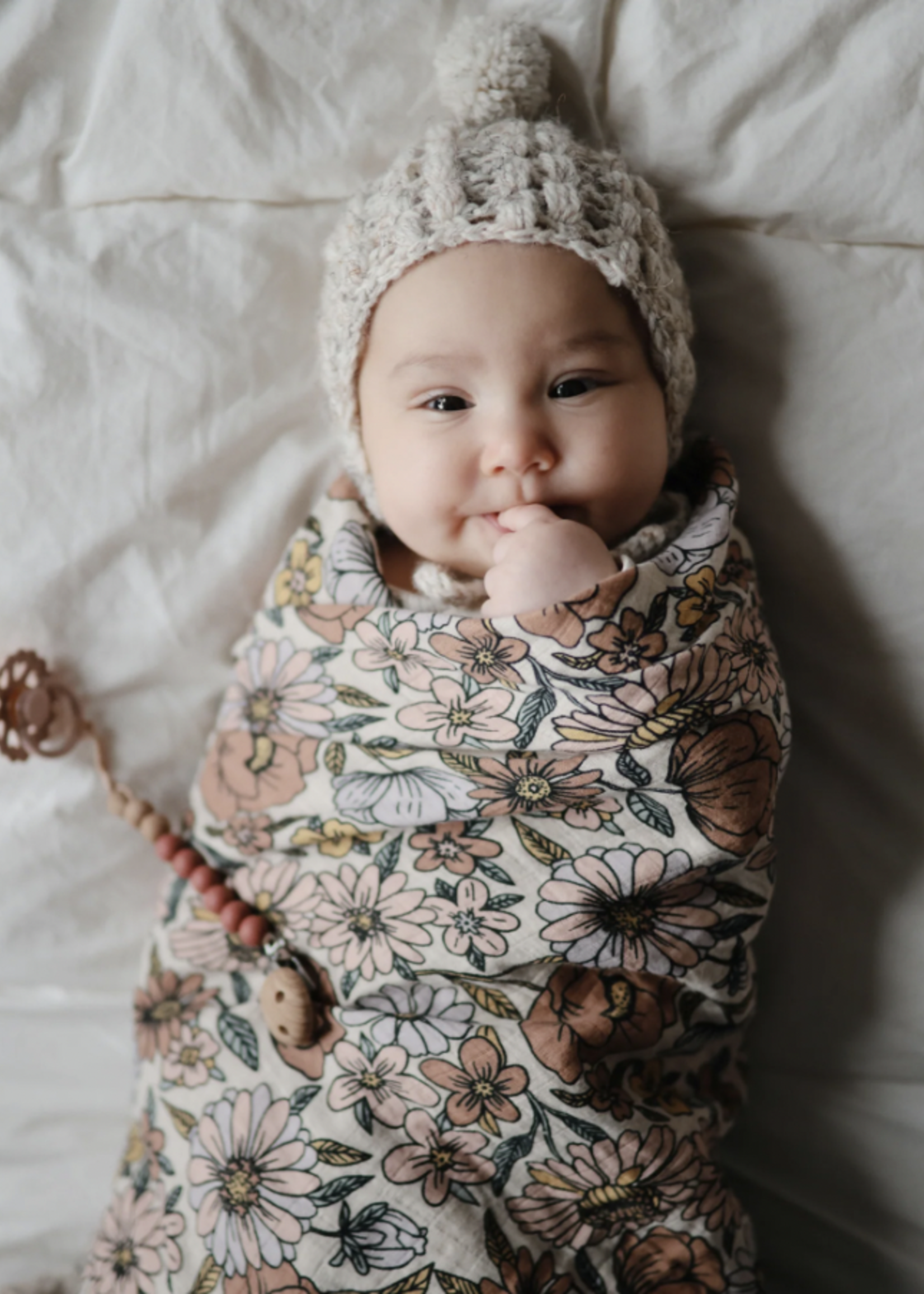 Elitaire Petite Muslin Organic Cotton Swaddle in Retro Flowers