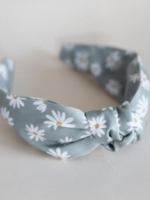 Elitaire Boutique Sage Daises Knotted Floral Headband