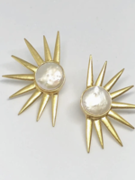 Elitaire Boutique The Stella Pearl Earring