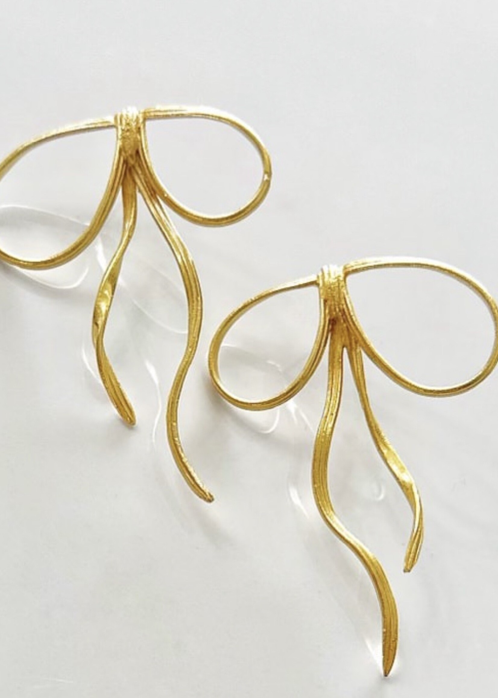 Elitaire Boutique The Isla Bow Earring