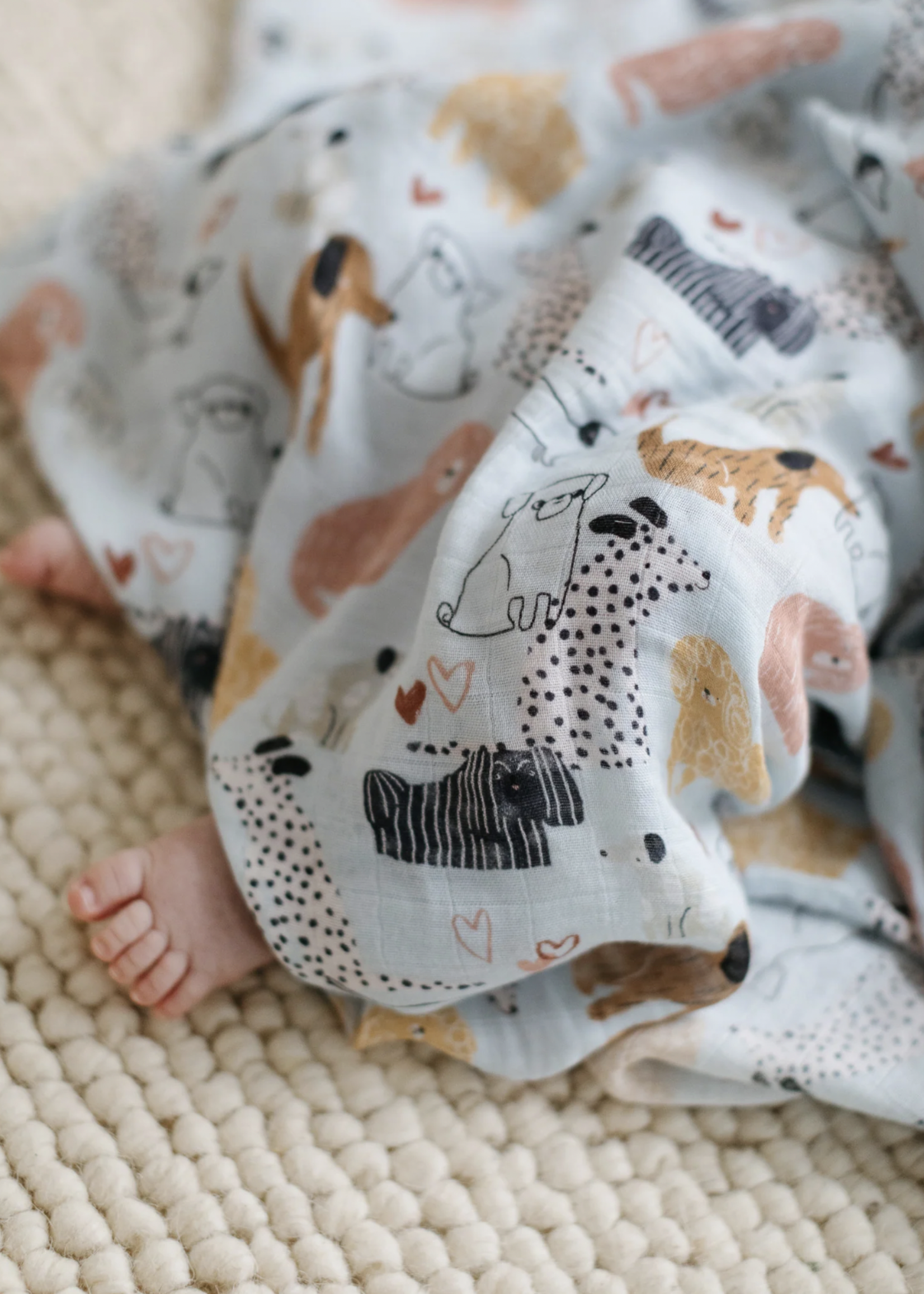 Elitaire Petite Muslin Swaddle - Honey Puppies