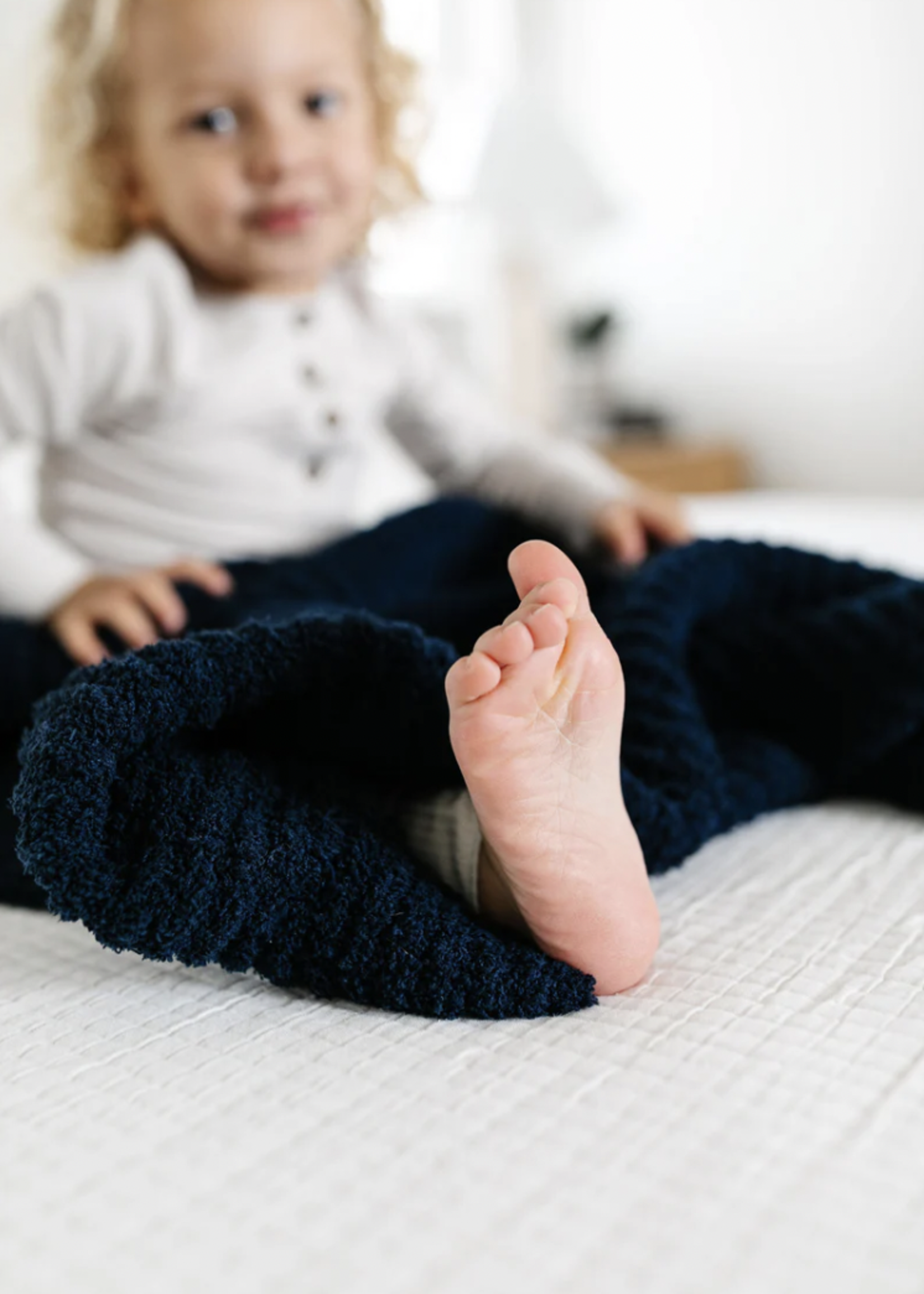 Elitaire Petite Chenille Blanket - Navy - Small