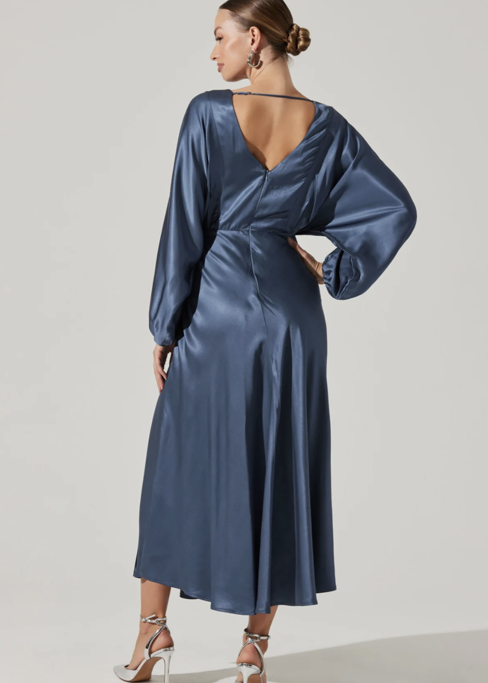 Elitaire Boutique Kimiko Dress in Slate