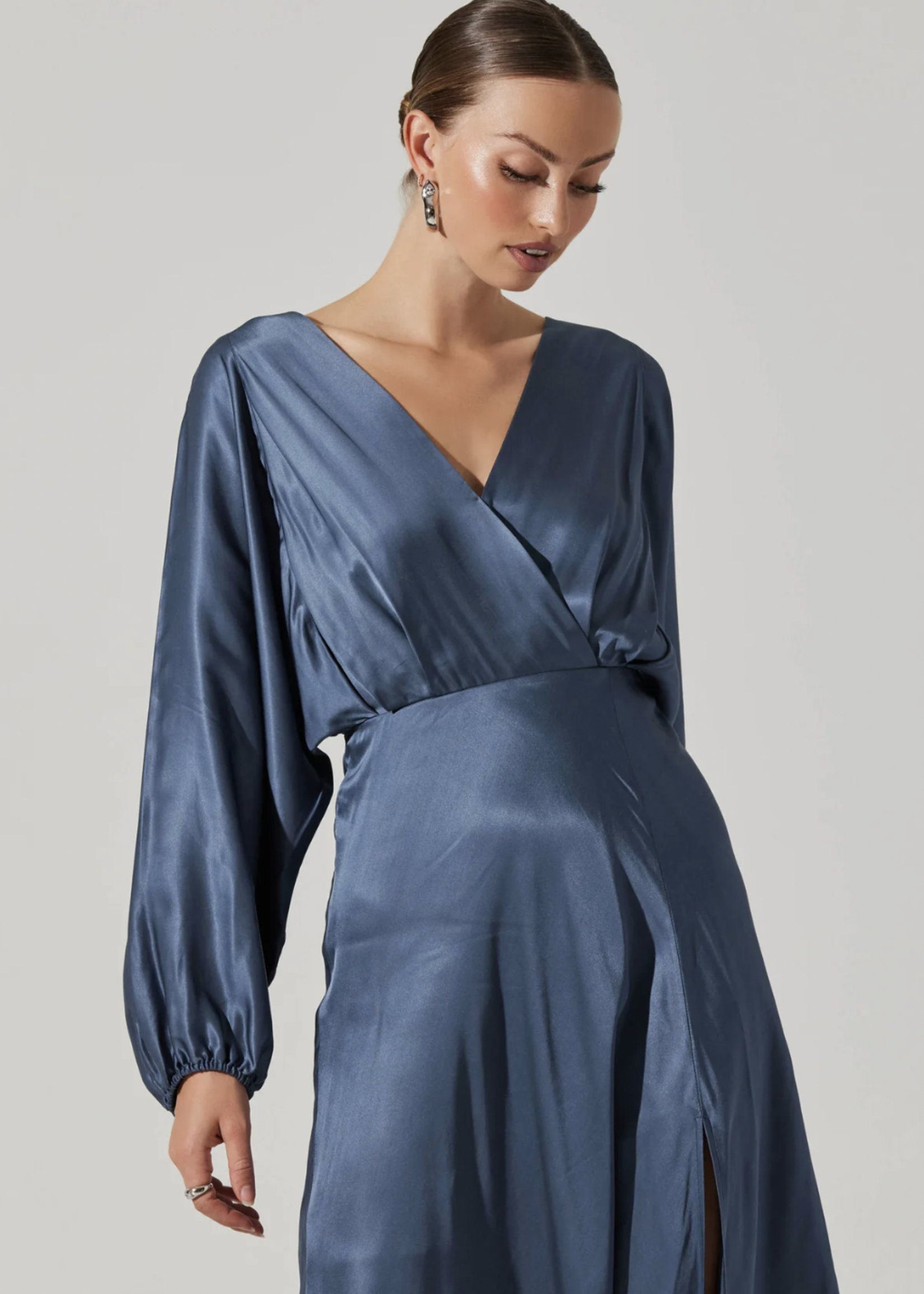 Elitaire Boutique Kimiko Dress in Slate