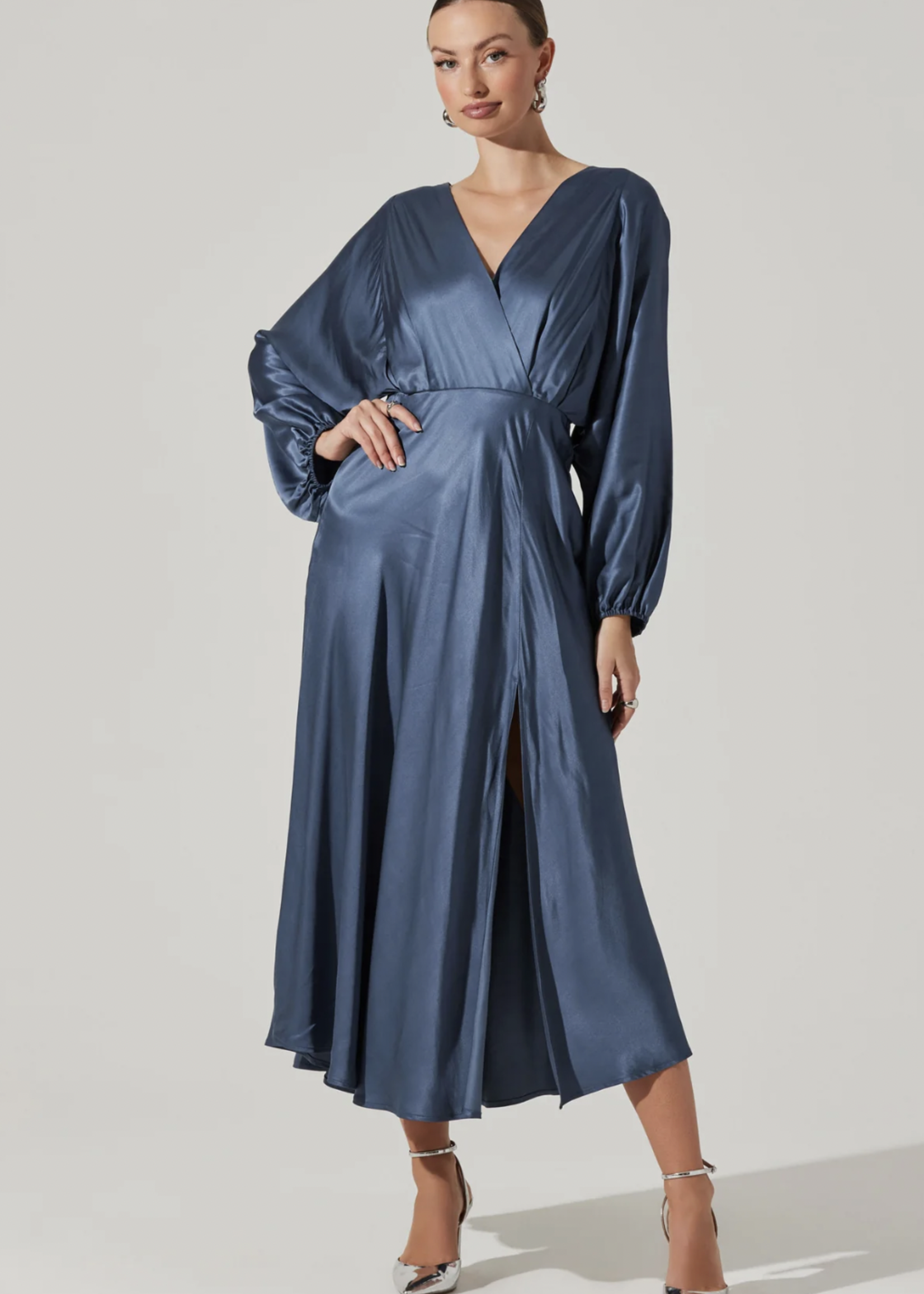 Elitaire Boutique Kimiko Dress in Slate