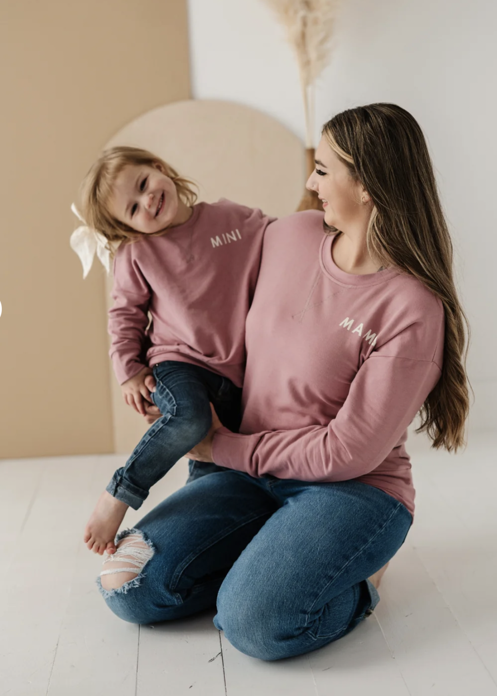 Elitaire Boutique Mama Sweatshirt