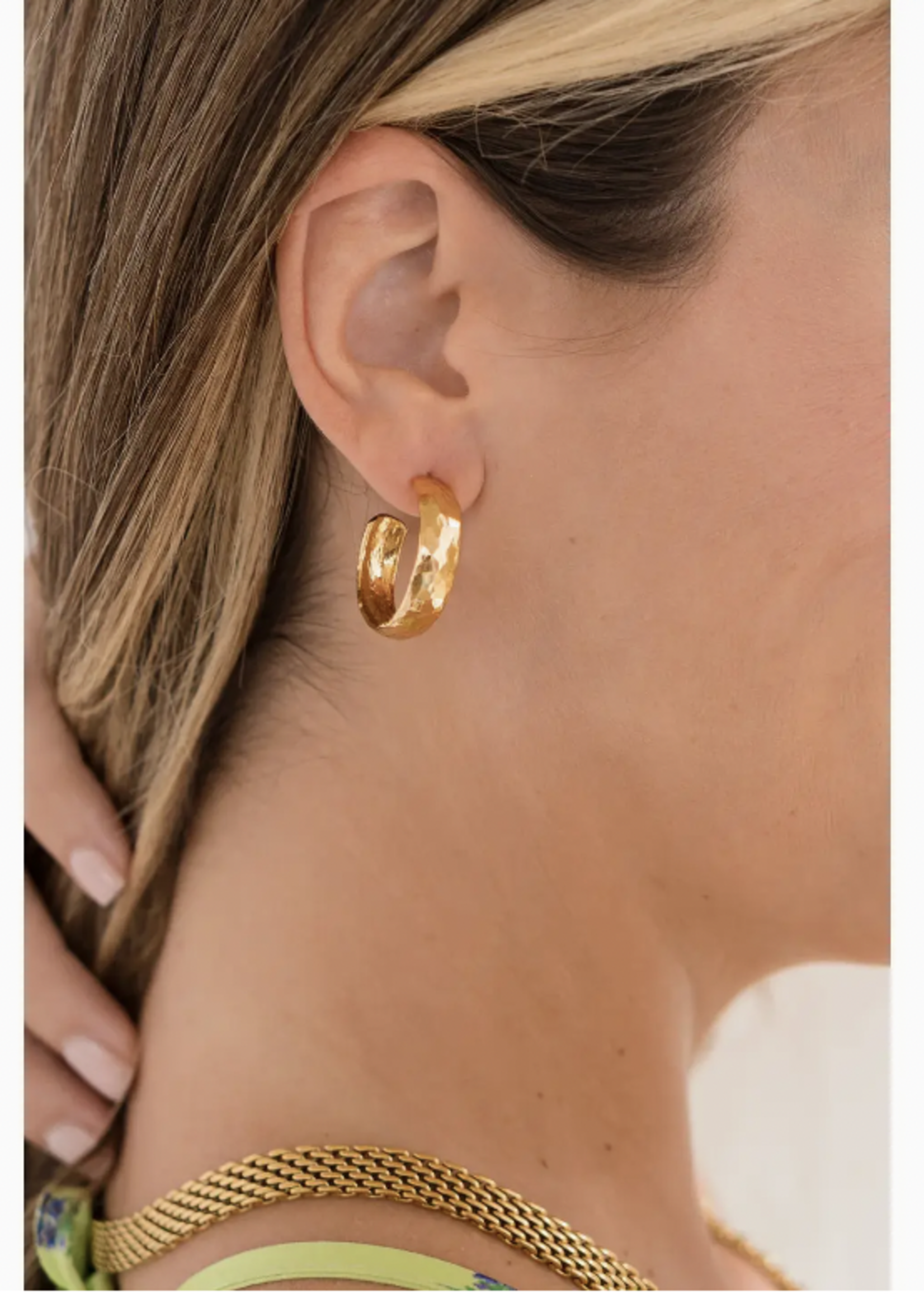 Elitaire Boutique Hammered Hoops - 24k Gold
