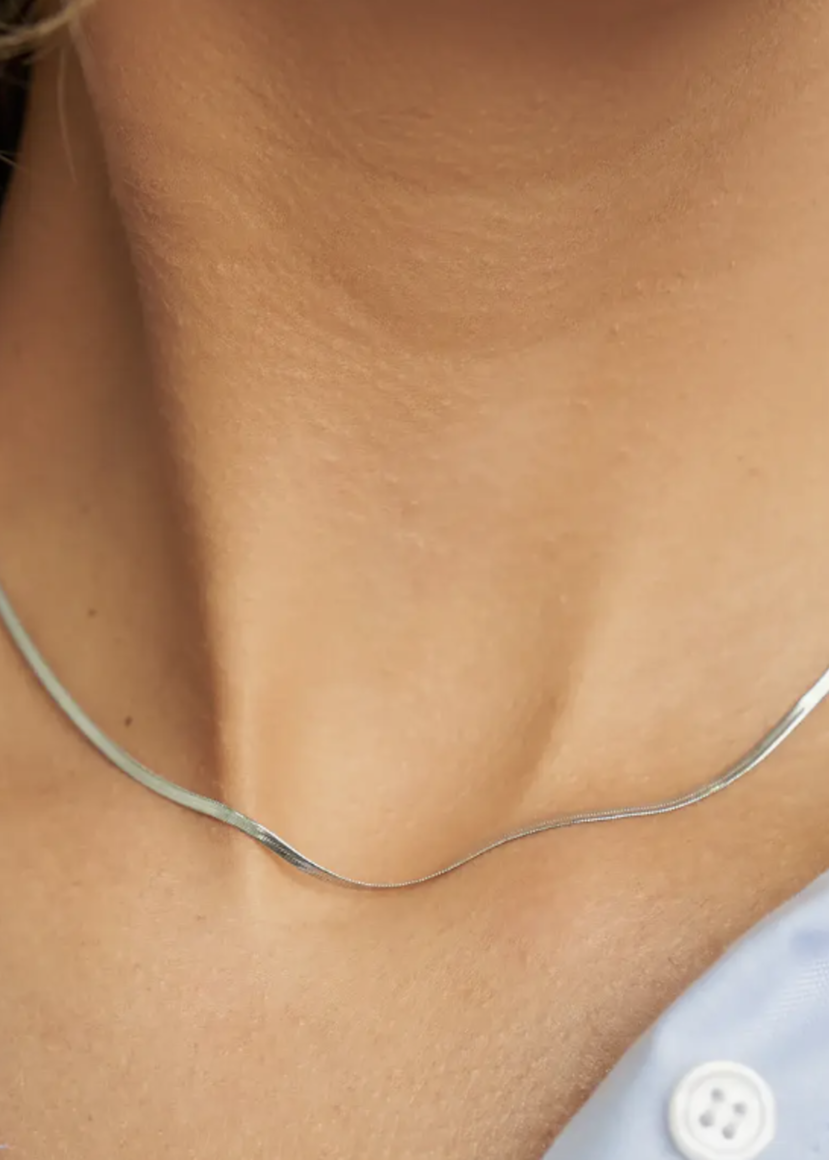 Elitaire Boutique Micro Herringbone Necklace - Silver