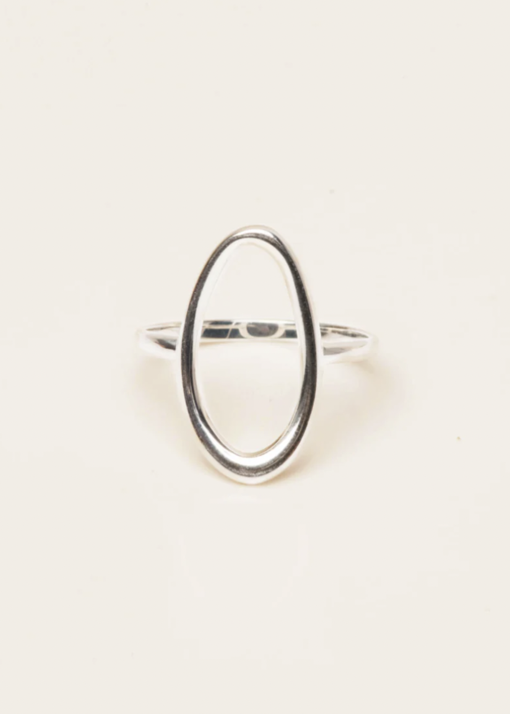 Elitaire Boutique Dali Oval Ring - Silver