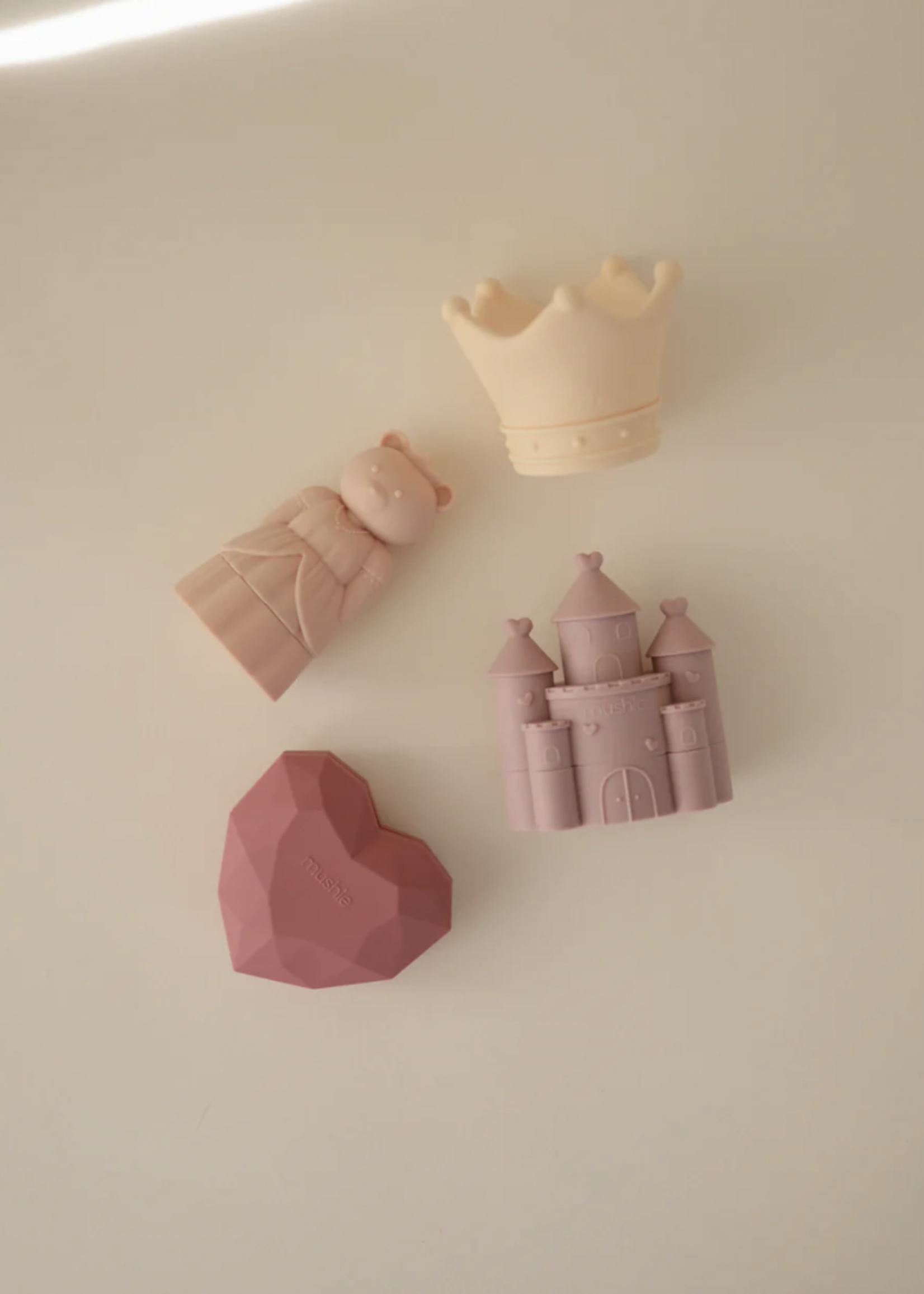 Elitaire Petite Princess Mold Free Bath Toy Set