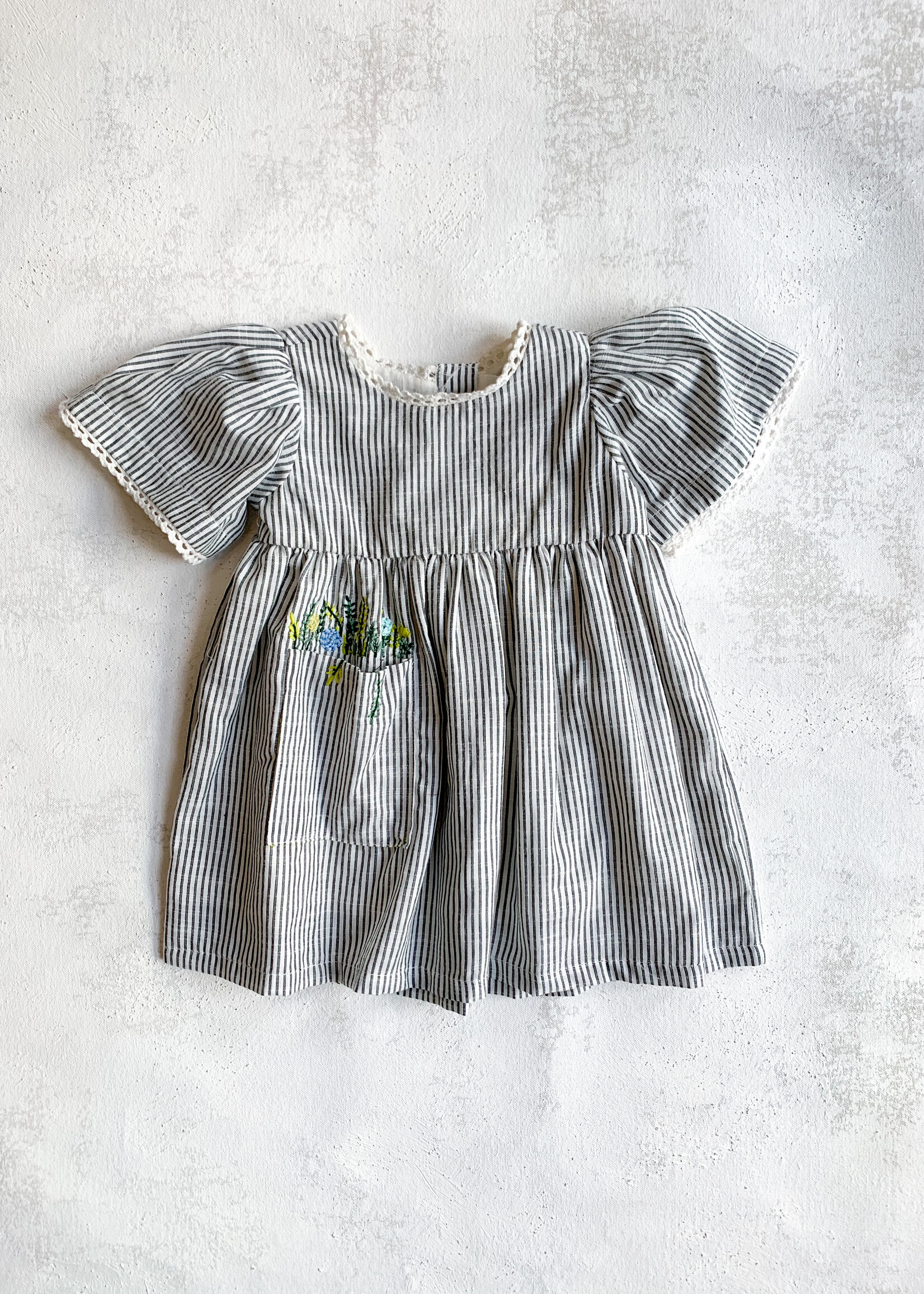 Elitaire Petite Flower Pocket Dress