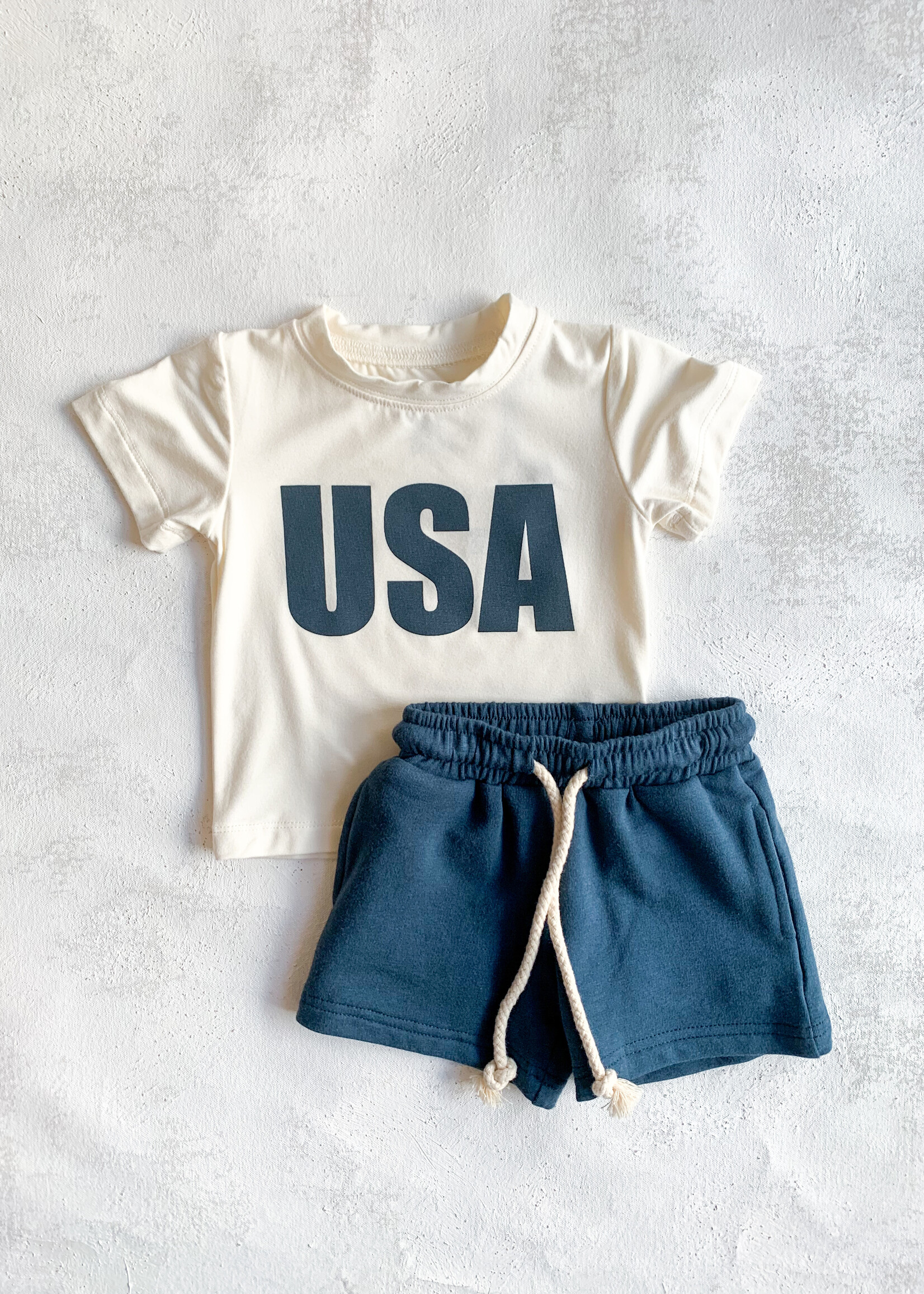 Elitaire Petite USA Short Sleeve Tee