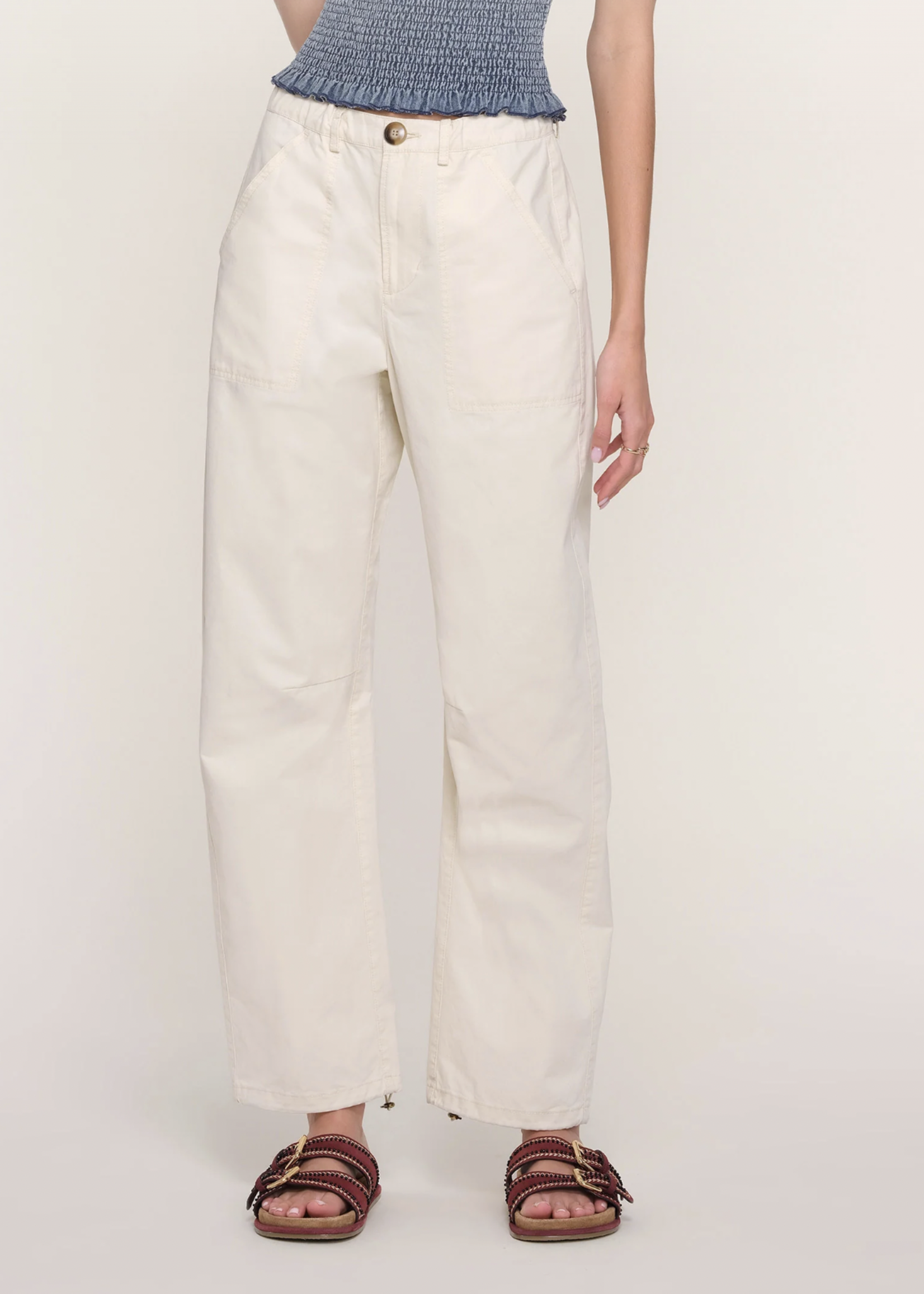 Elitaire Boutique Alleia Pant in Ecru