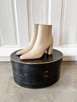 Elitaire Boutique Wilna Ankle Boot in Stone