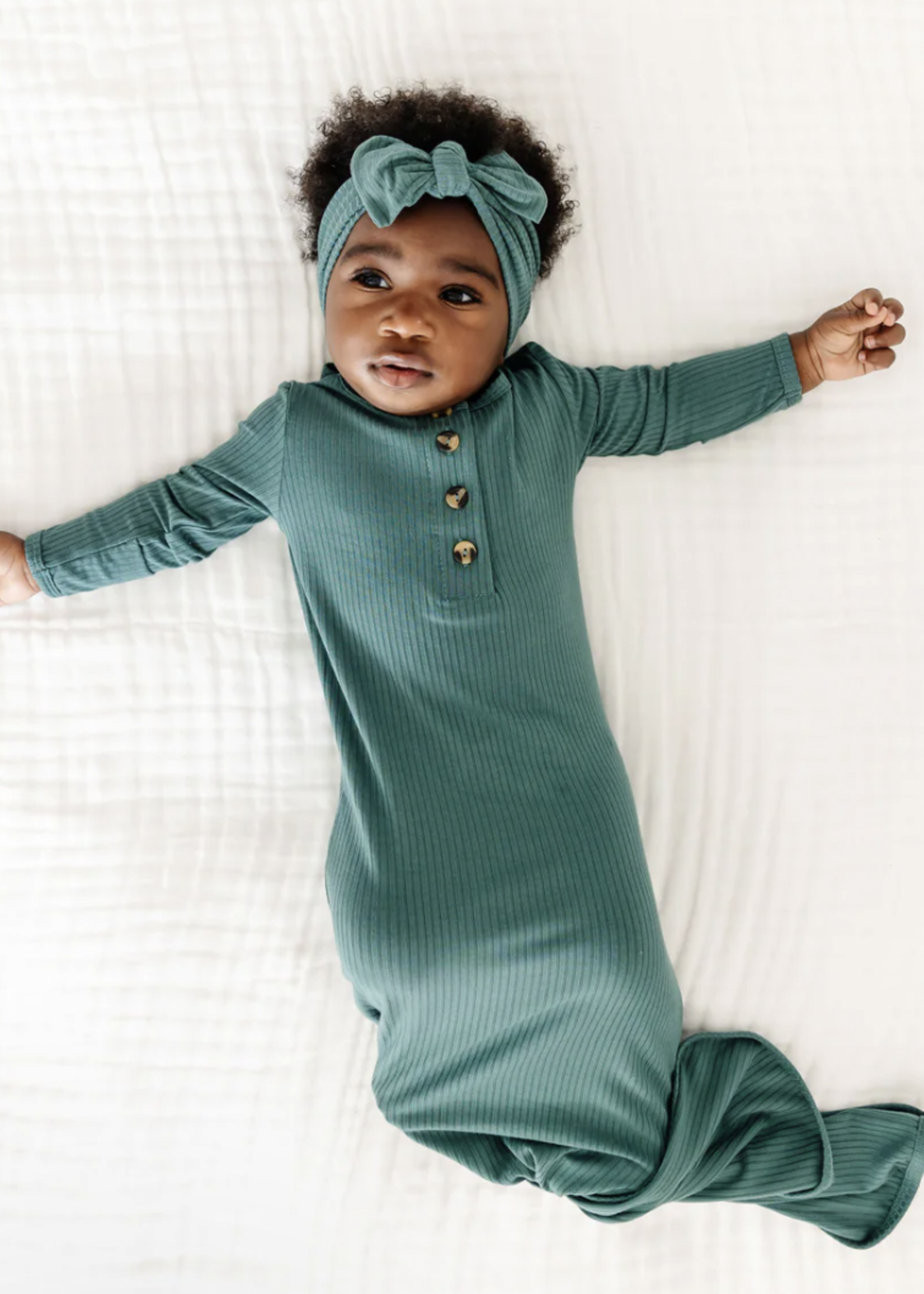 Elitaire Petite Pierce Ribbed Knotted Gown
