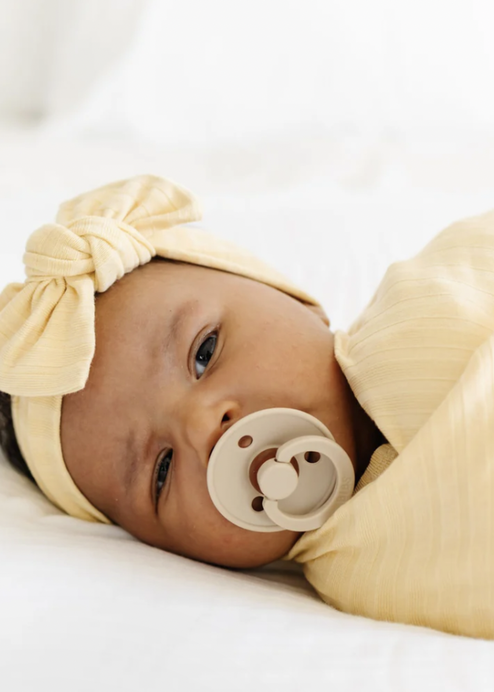 Elitaire Petite Birdie Ribbed Knot Headband