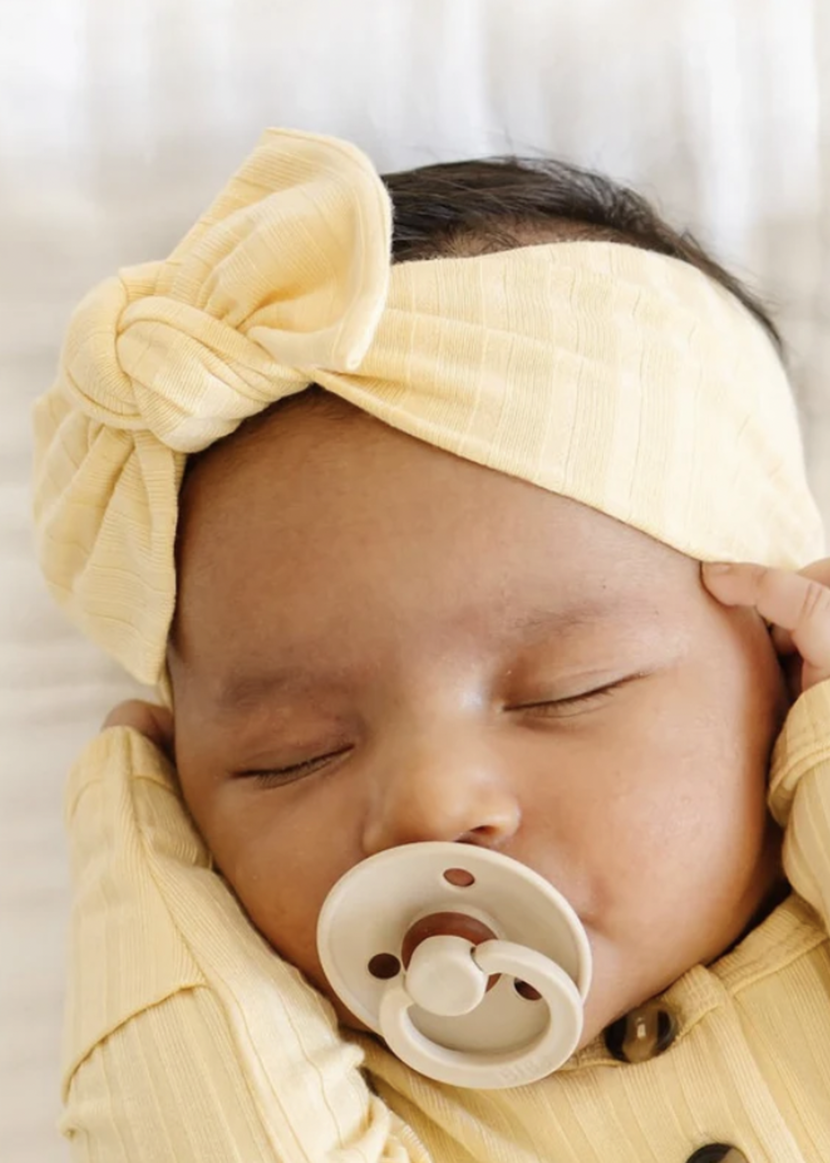 Elitaire Petite Birdie Ribbed Knot Headband