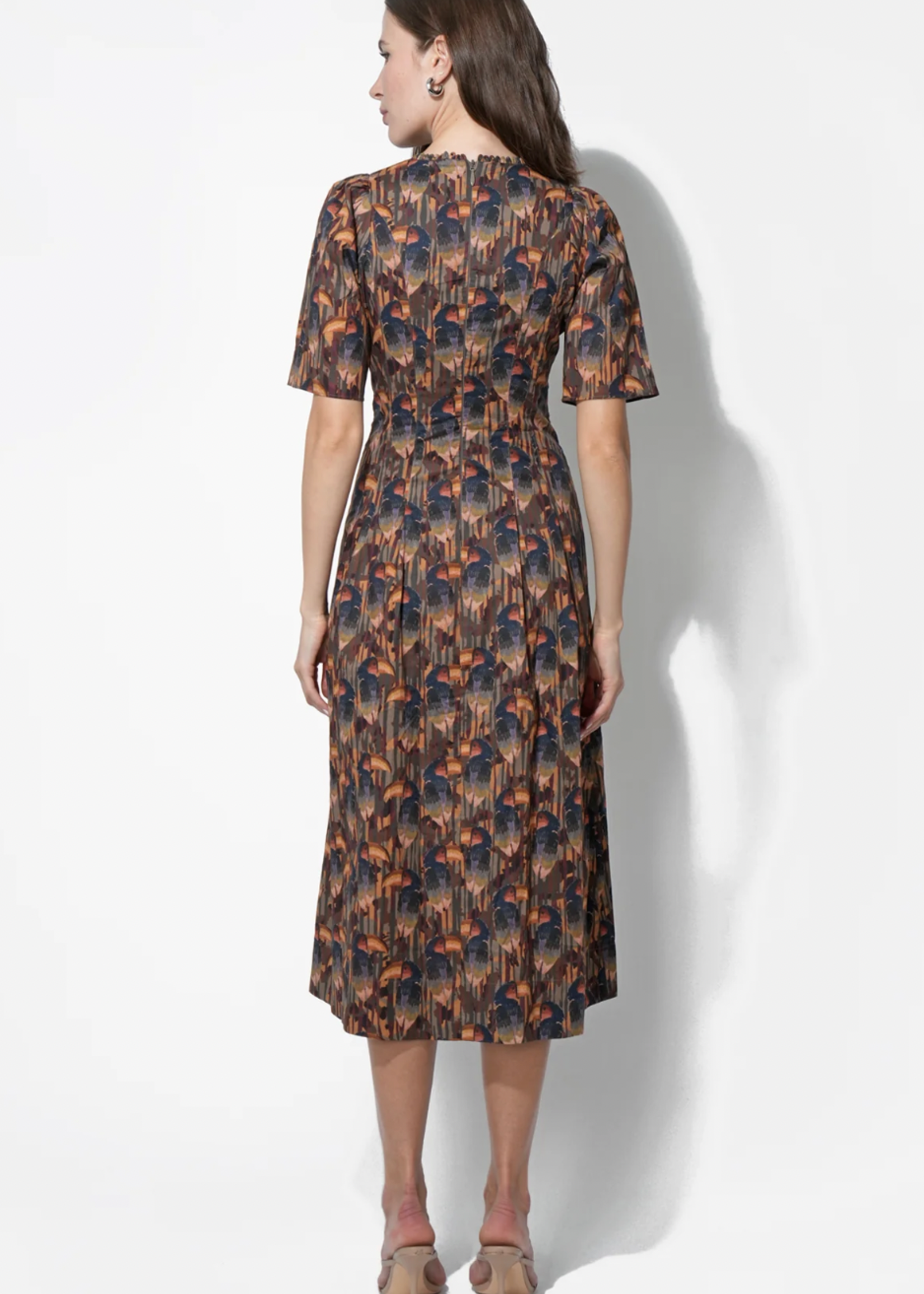 Elitaire Boutique Gracie Puff Sleeve Midi Dress