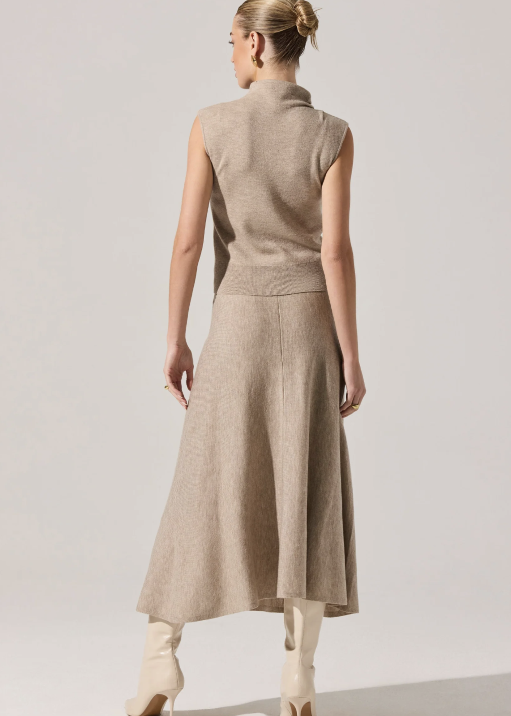 Elitaire Boutique Deora Sweater Skirt