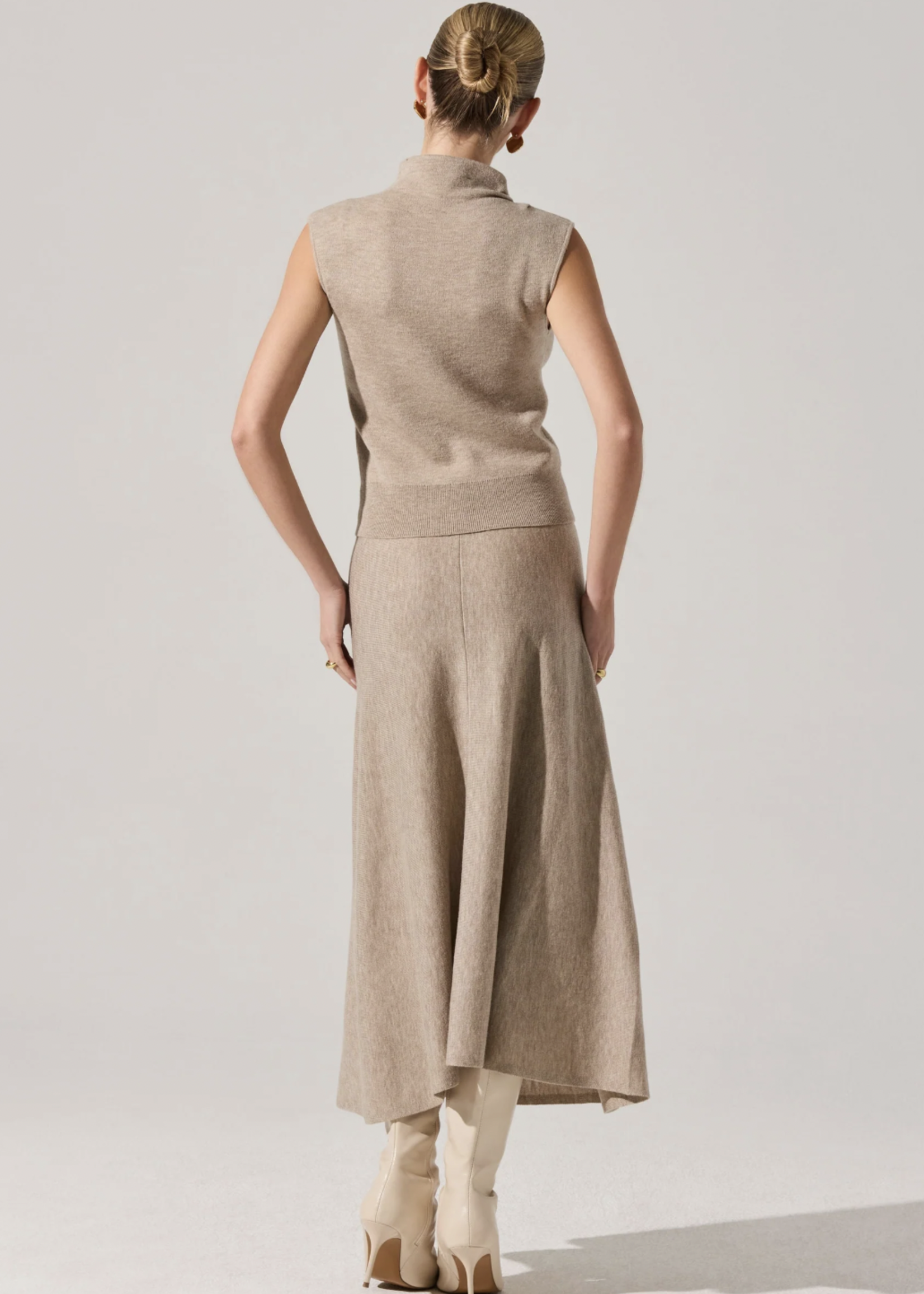 Elitaire Boutique Deora Sweater Skirt