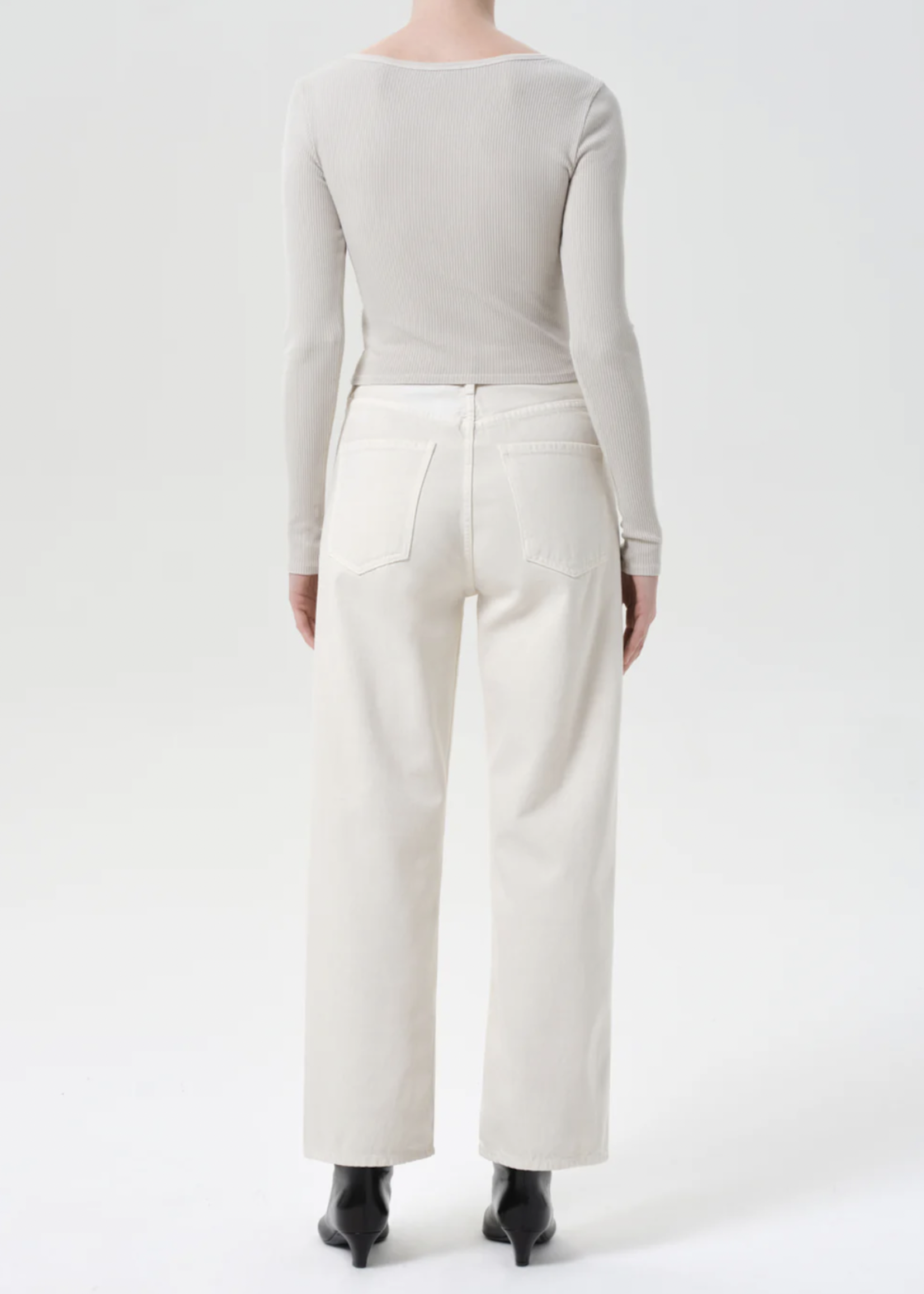 Elitaire Boutique Ren in Brown Rice