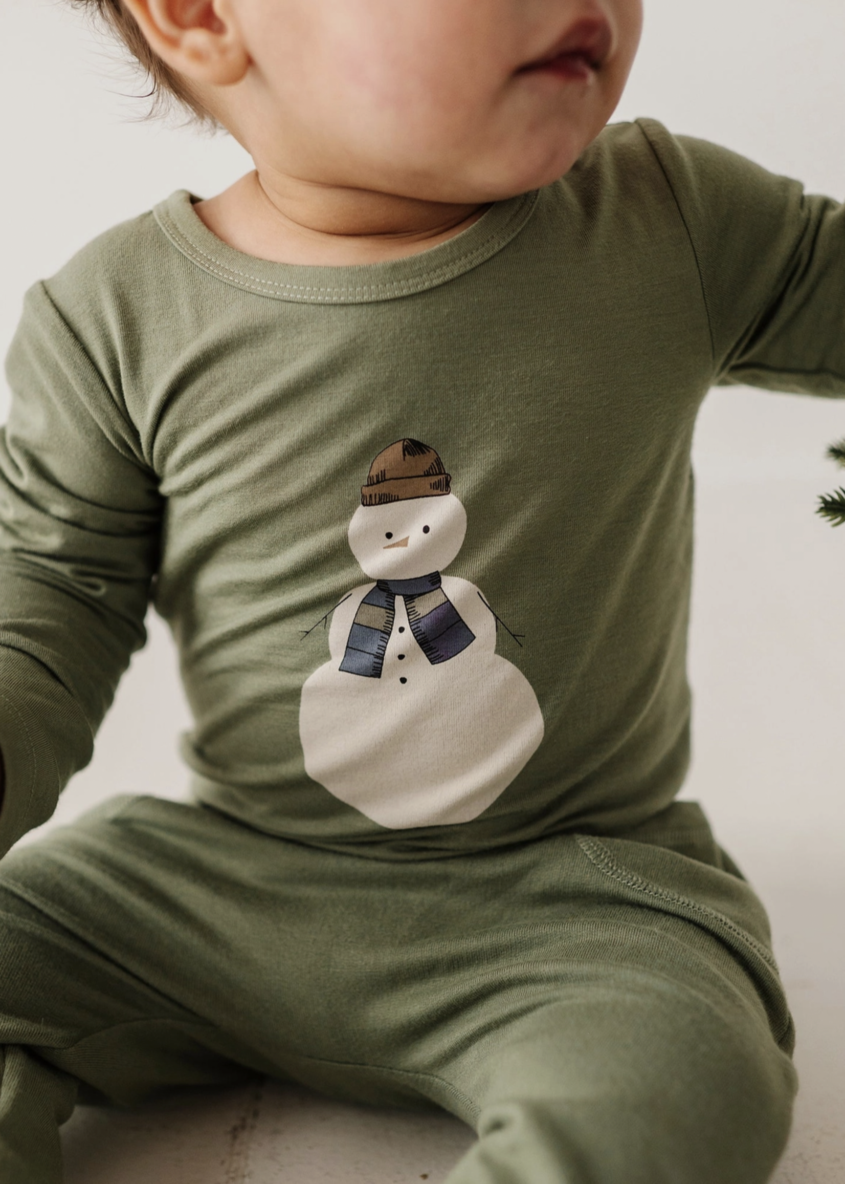 Elitaire Petite Snowman Long Sleeve Bodysuit
