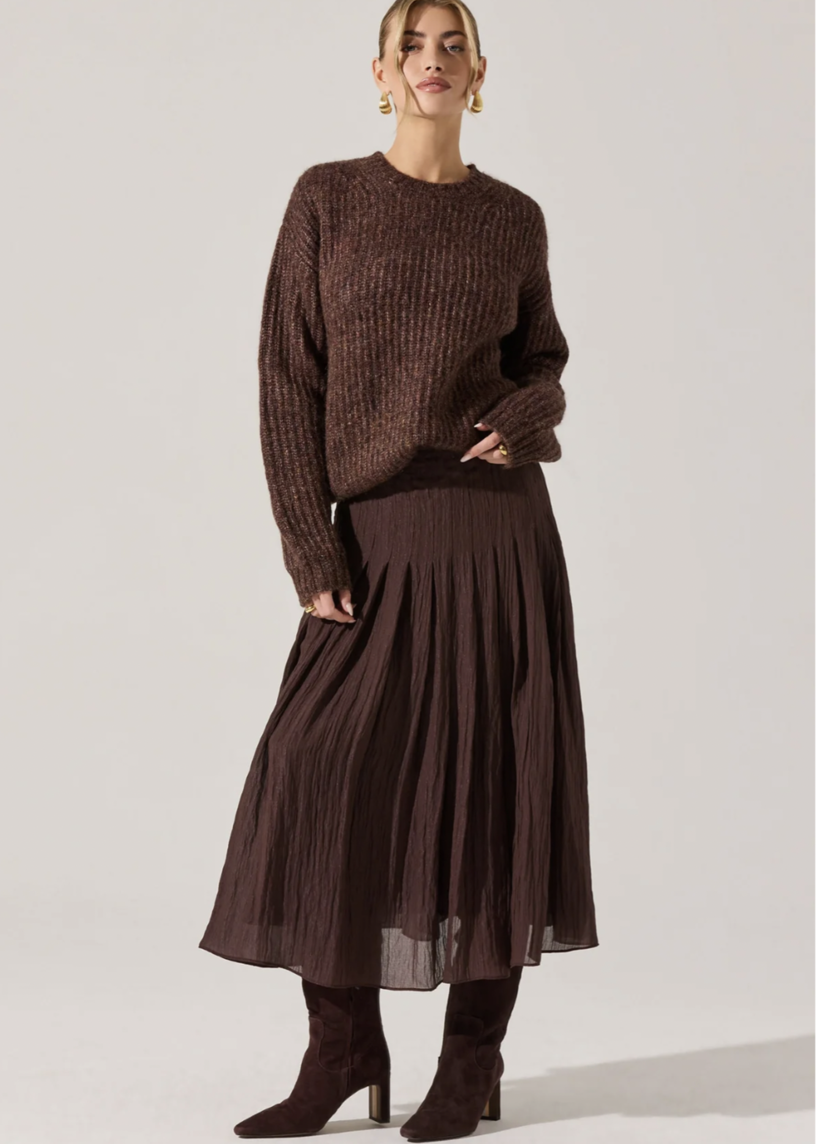 Elitaire Boutique Archer Sweater