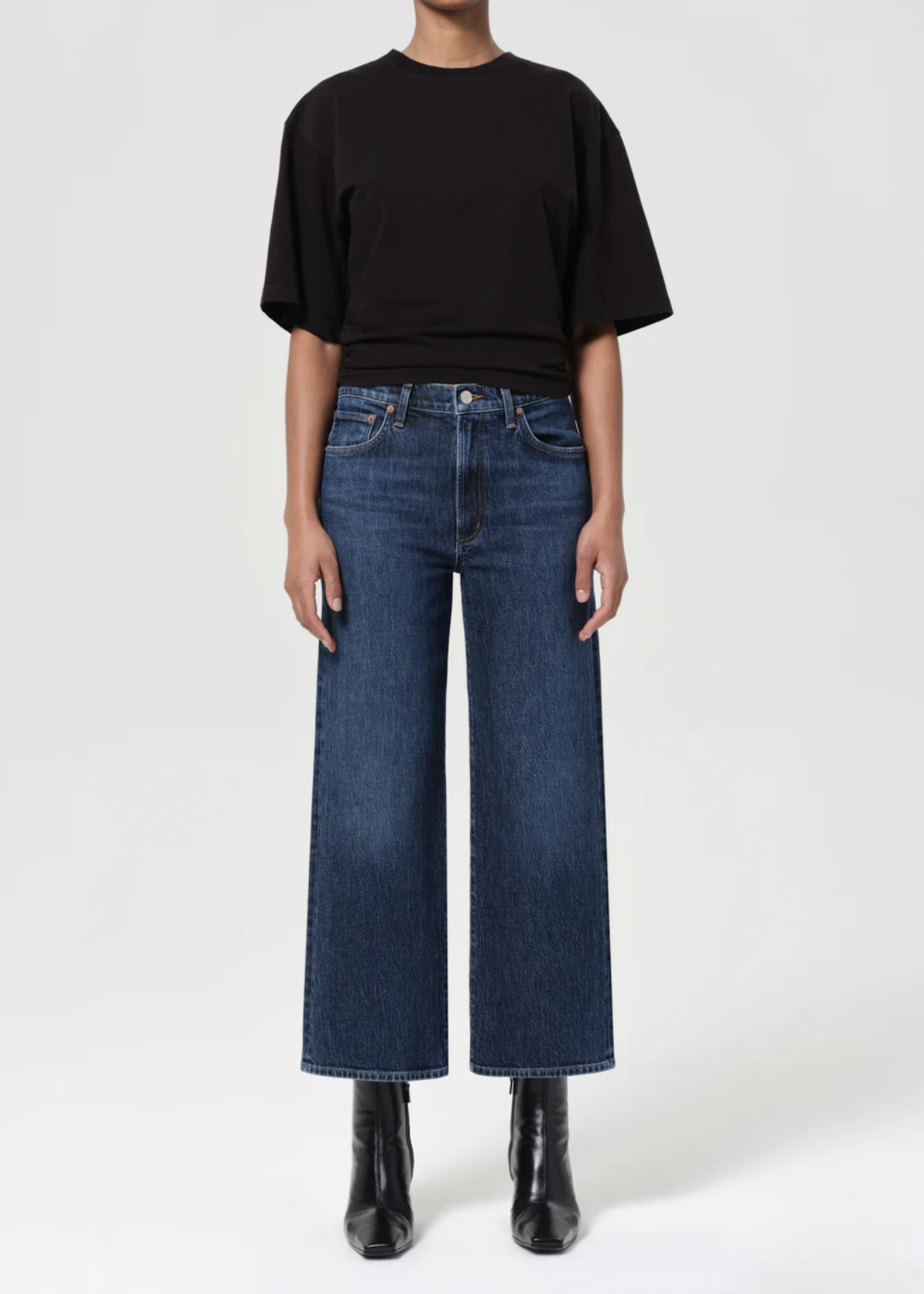 Elitaire Boutique Harper Crop in Echo