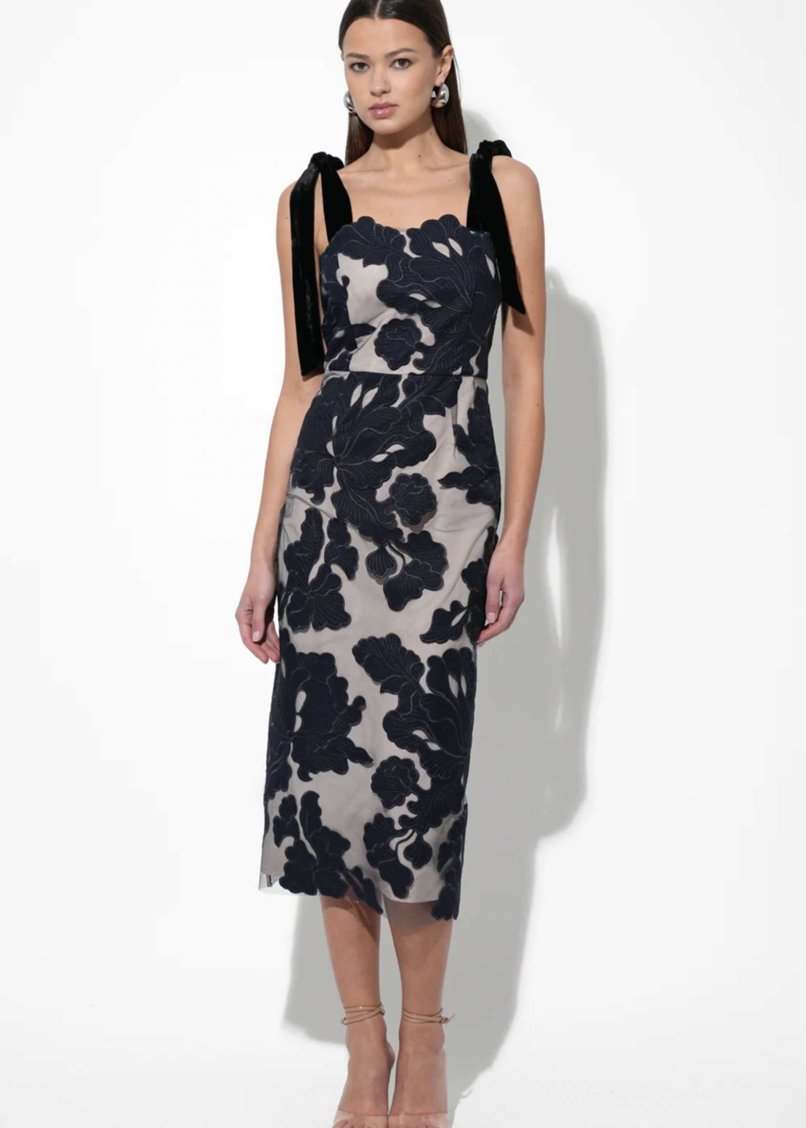 Elitaire Boutique Juniper Midi Dress