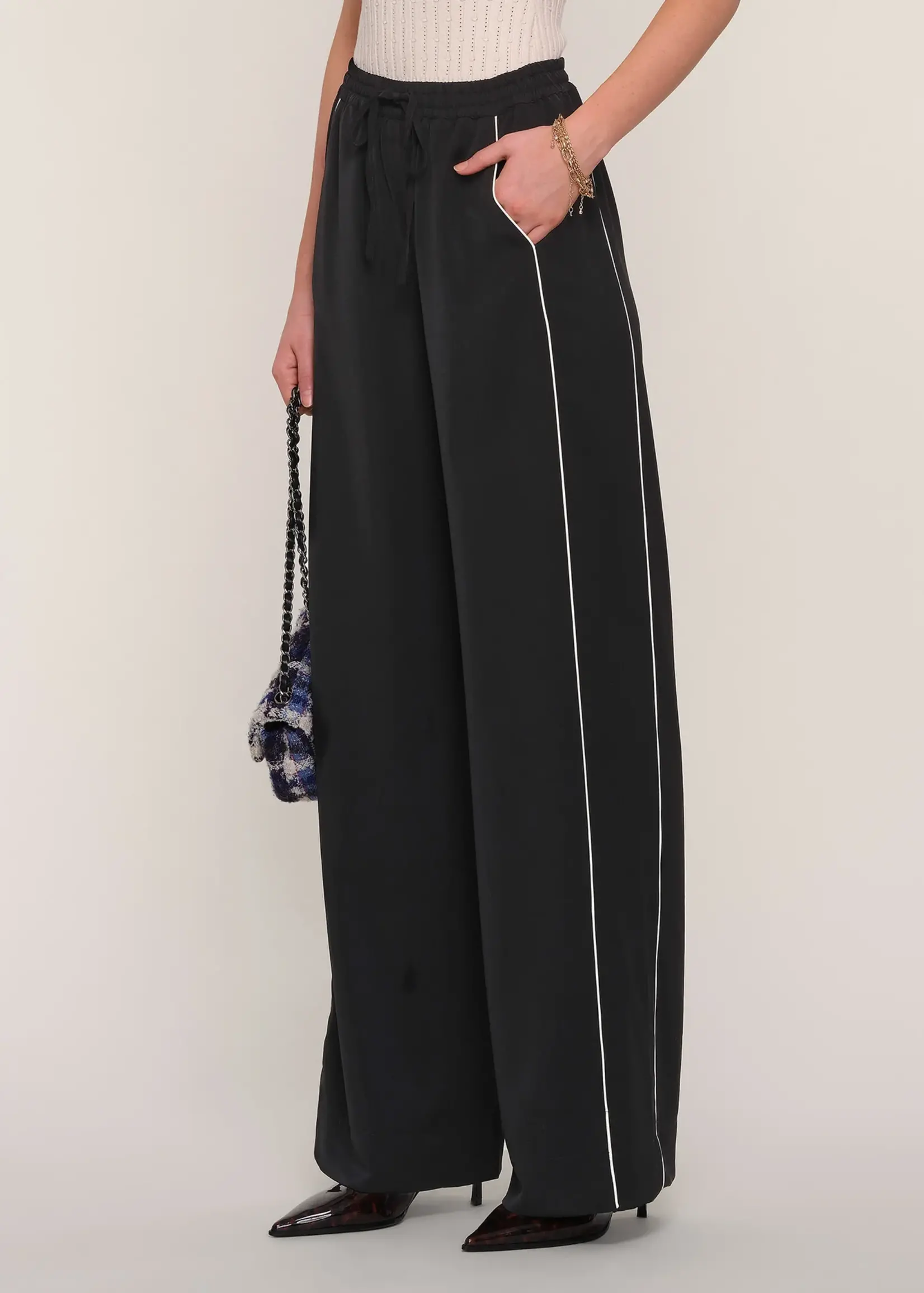 Elitaire Boutique Devine Pants