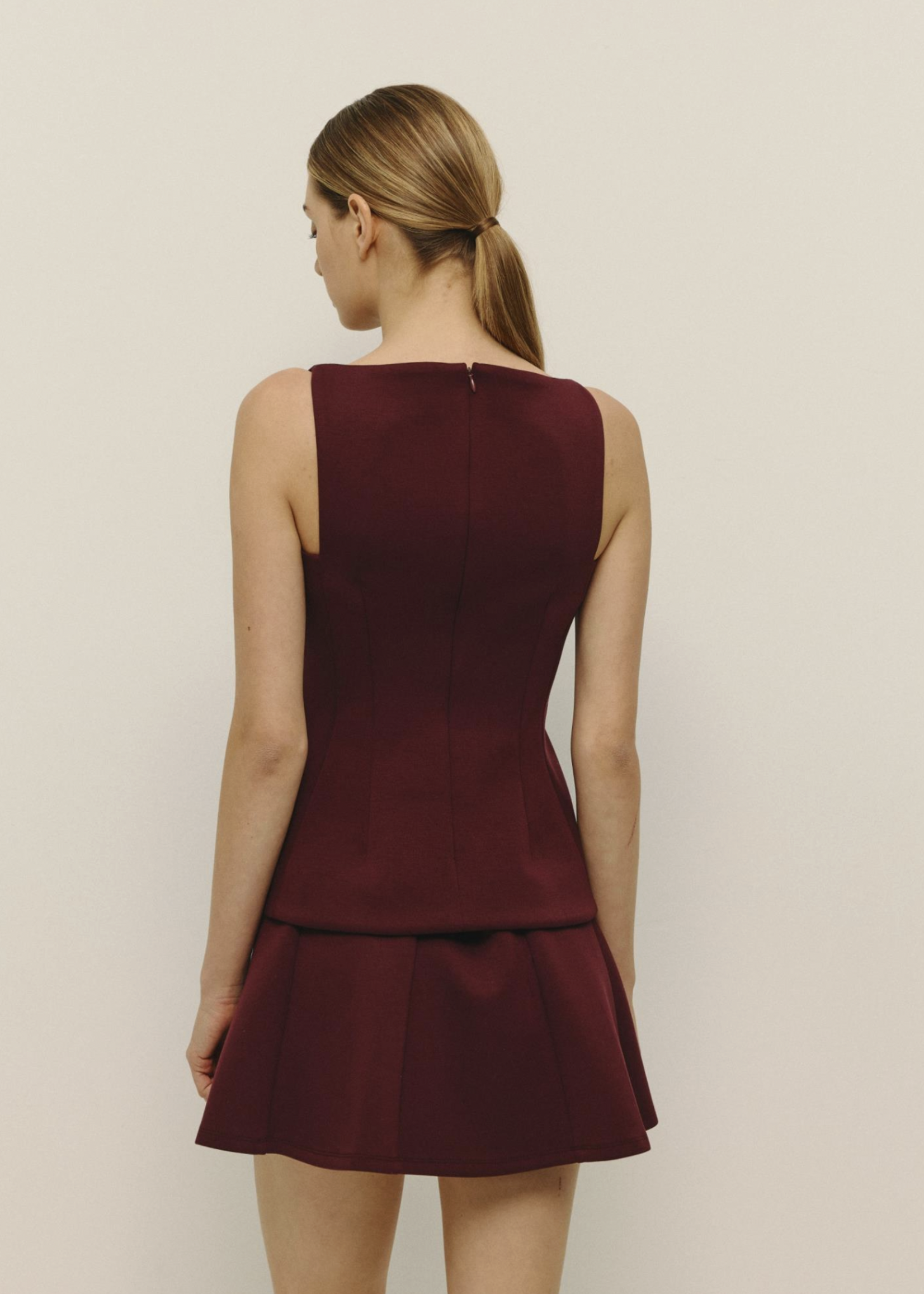 Elitaire Boutique Corine Top in Bordeaux