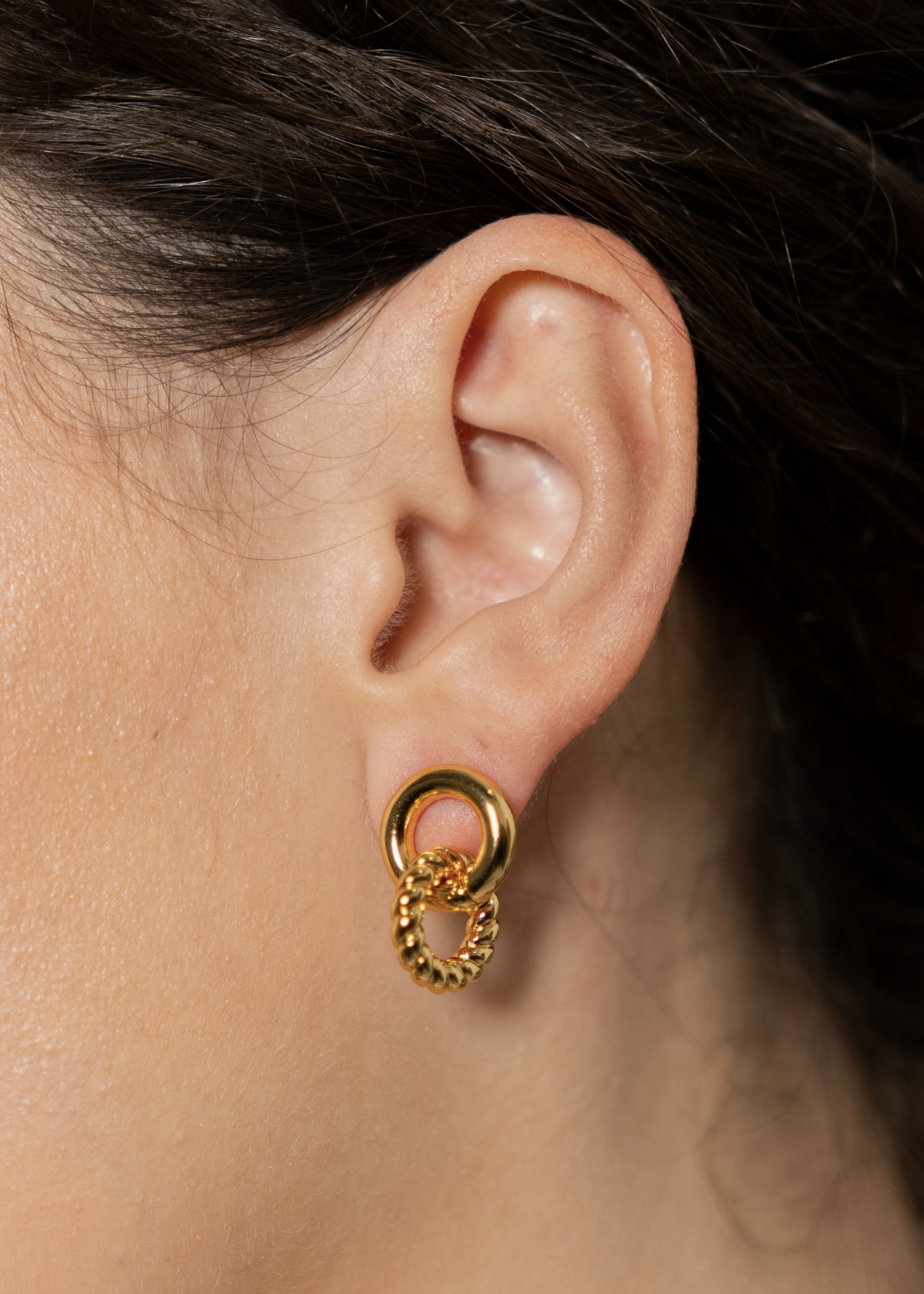 Elitaire Boutique Smooth and Twisted Interlocking Studs - Gold