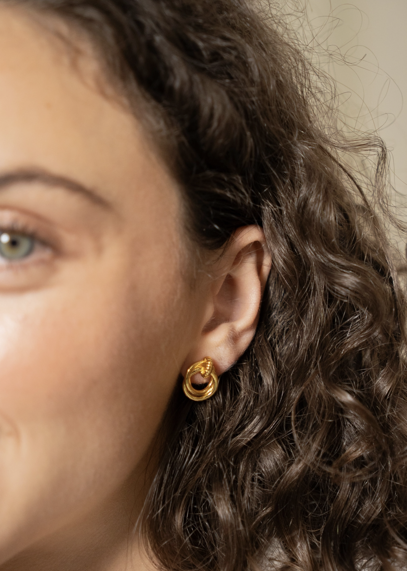 Elitaire Boutique Looped Duo Studs - Gold