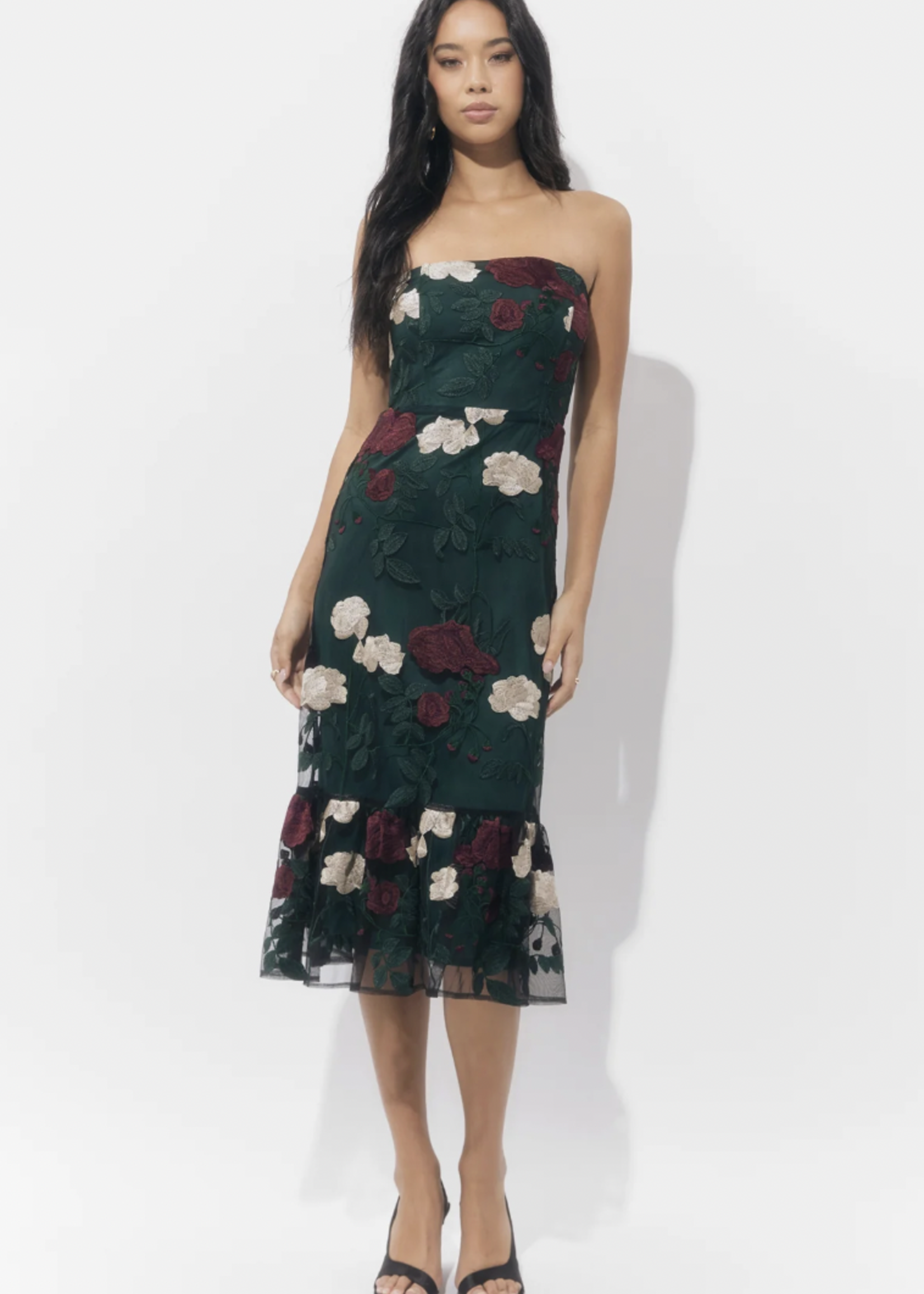 Elitaire Boutique Calita Embroidered Midi Dress
