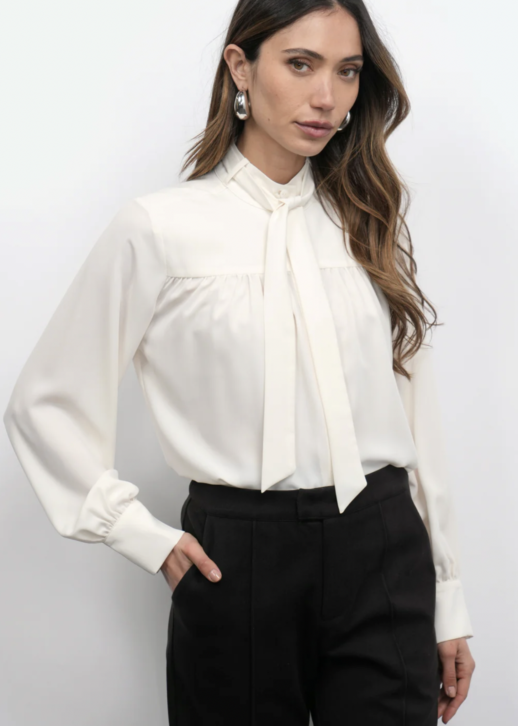 Elitaire Boutique Cameron Blouse