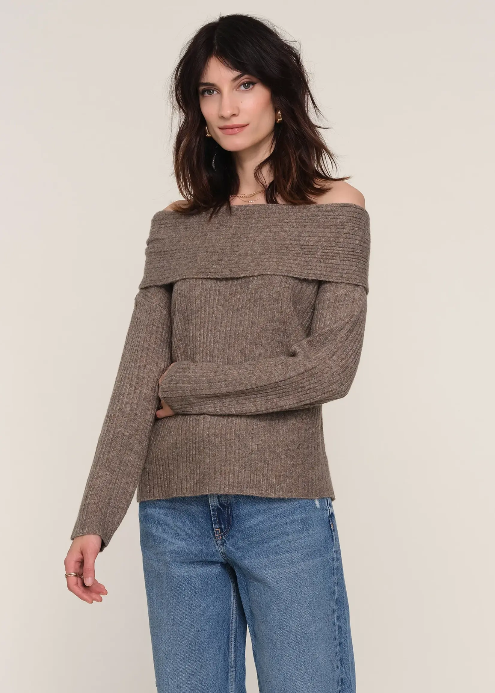 Elitaire Boutique Kendra Off Shoulder Sweater