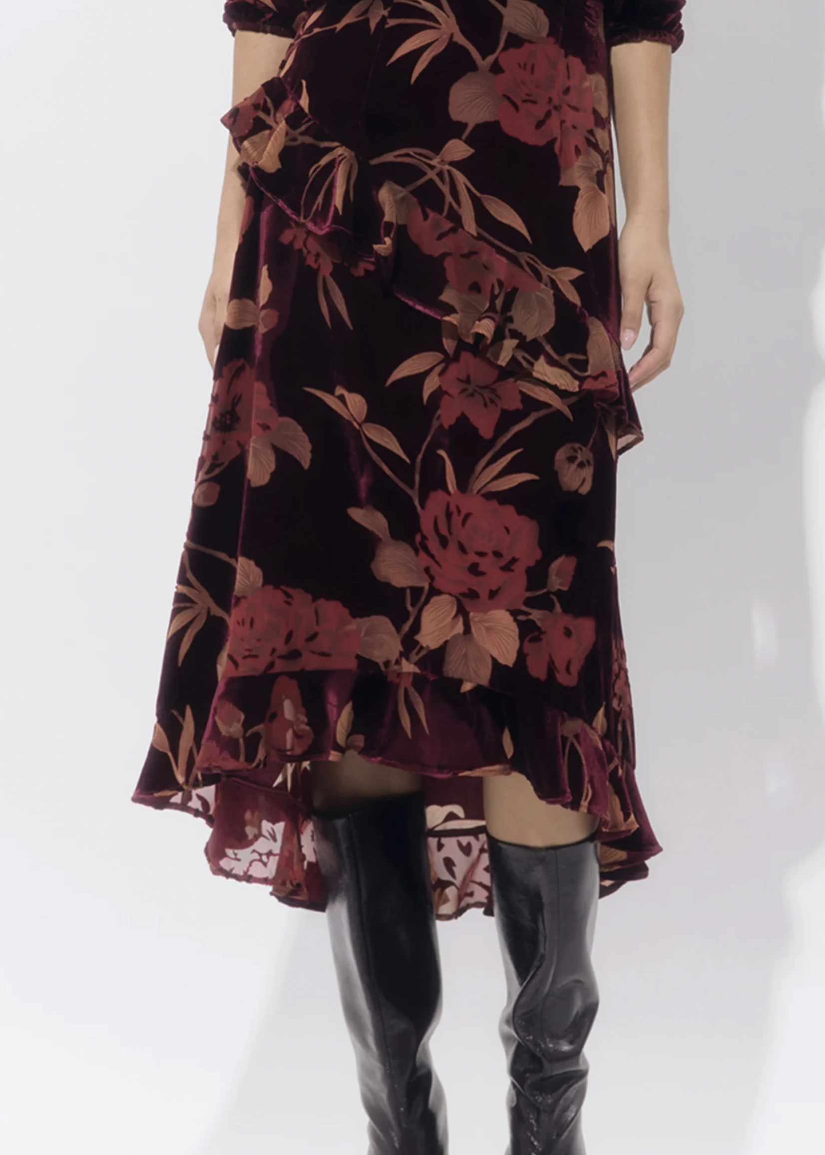 Elitaire Boutique Ryanne Flutter Velvet Skirt