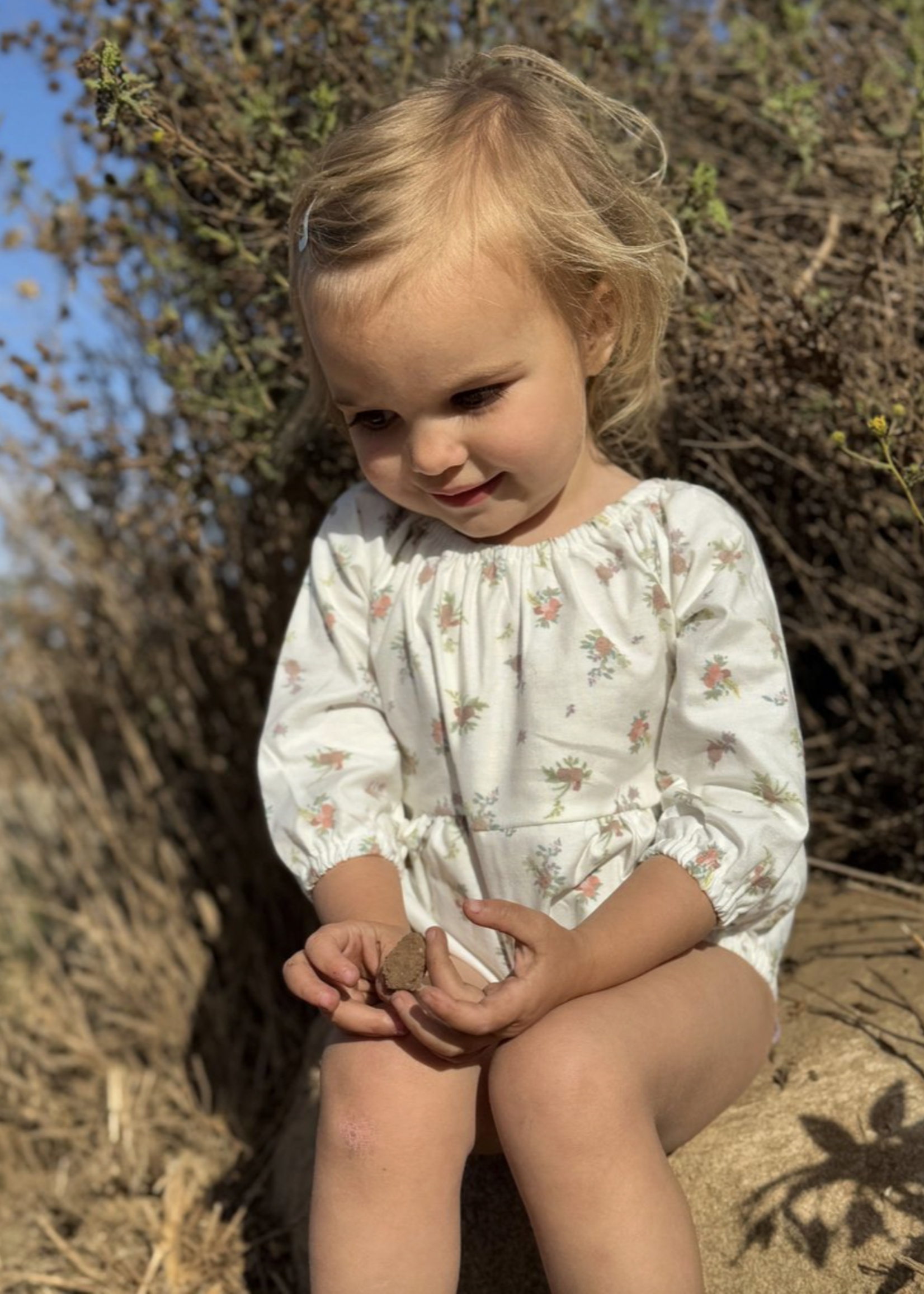 Elitaire Petite Daisy Bubble in Ivory Posie