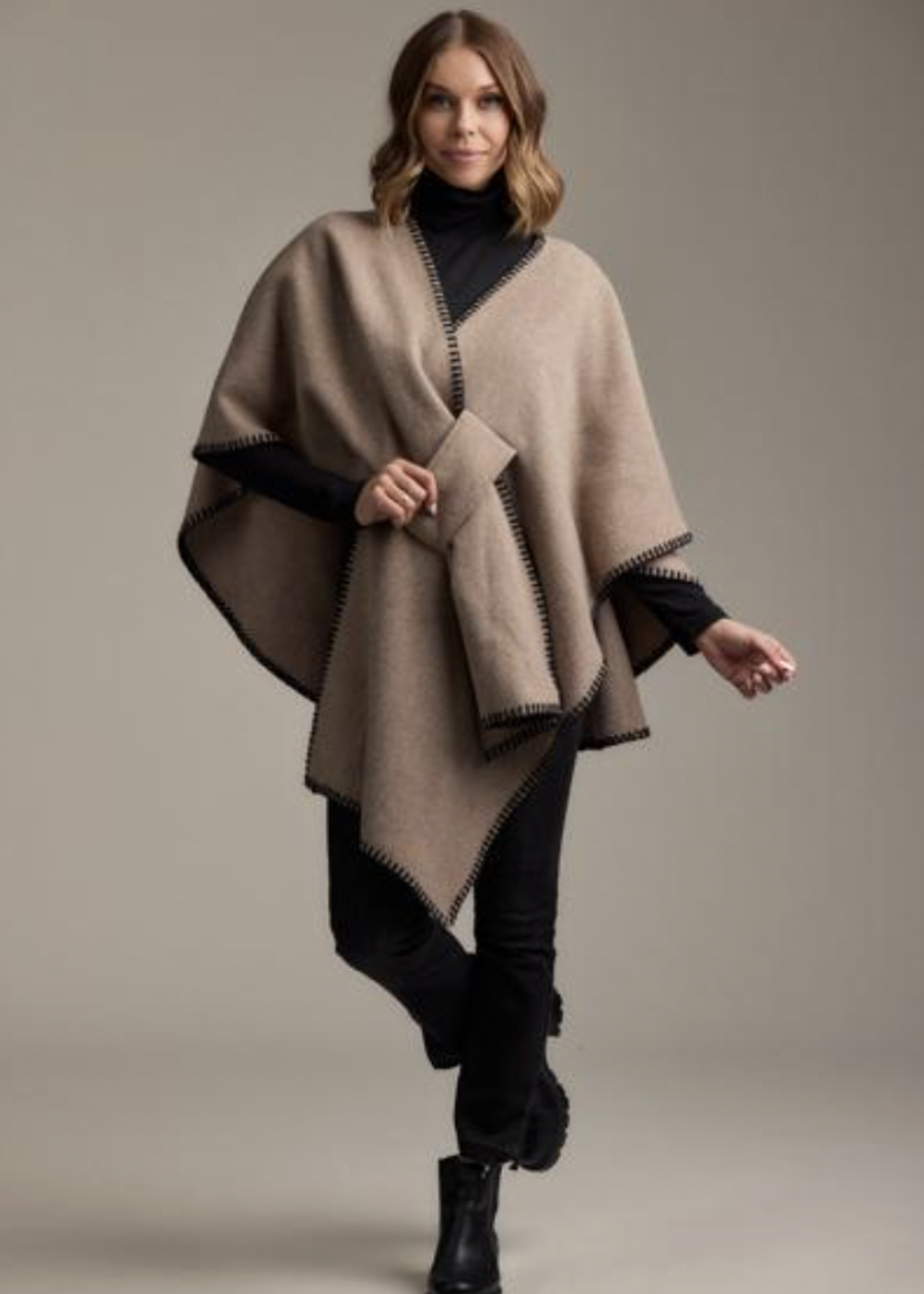 Elitaire Boutique Hayword Contrast Stitch Poncho - Oatmeal